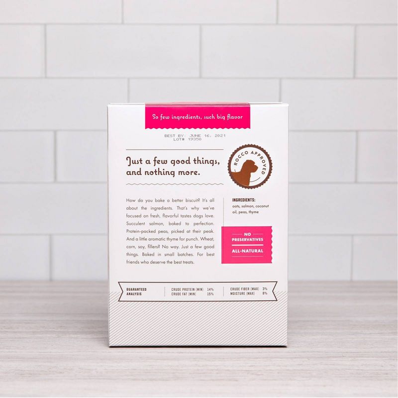 Rocco & Roxie Supply Co. Baked Salmon with English Peas and Thyme Dog Biscuits Dog Treats - 14oz