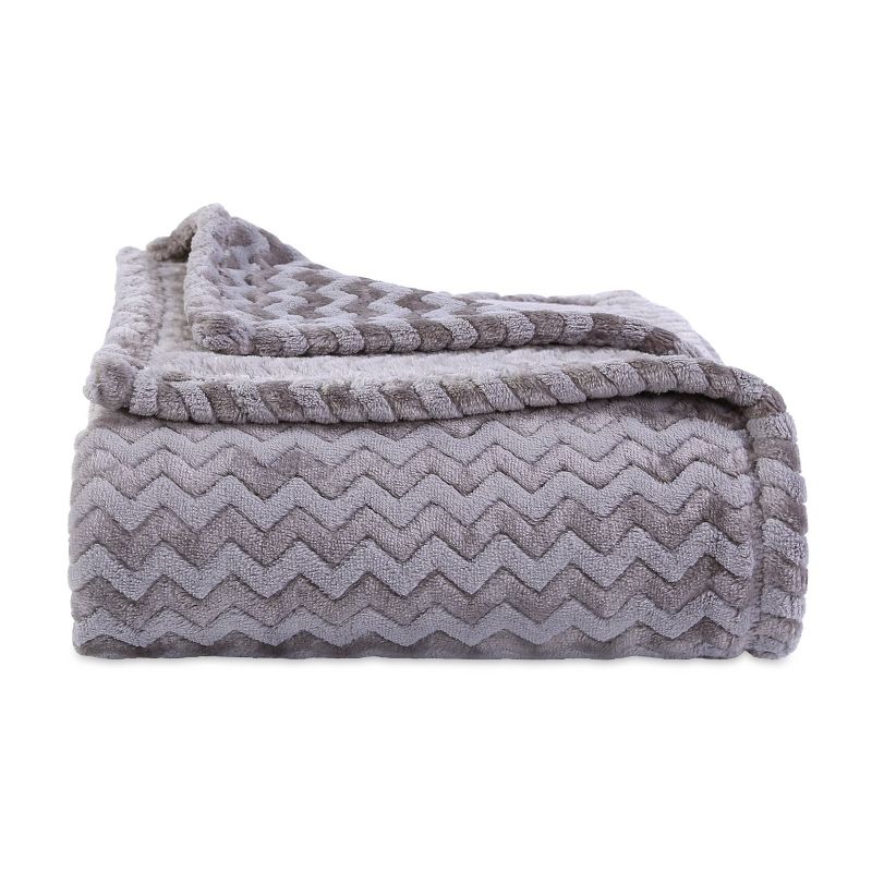 Zig Zag Plush Throw Blanket Gray - Better Living