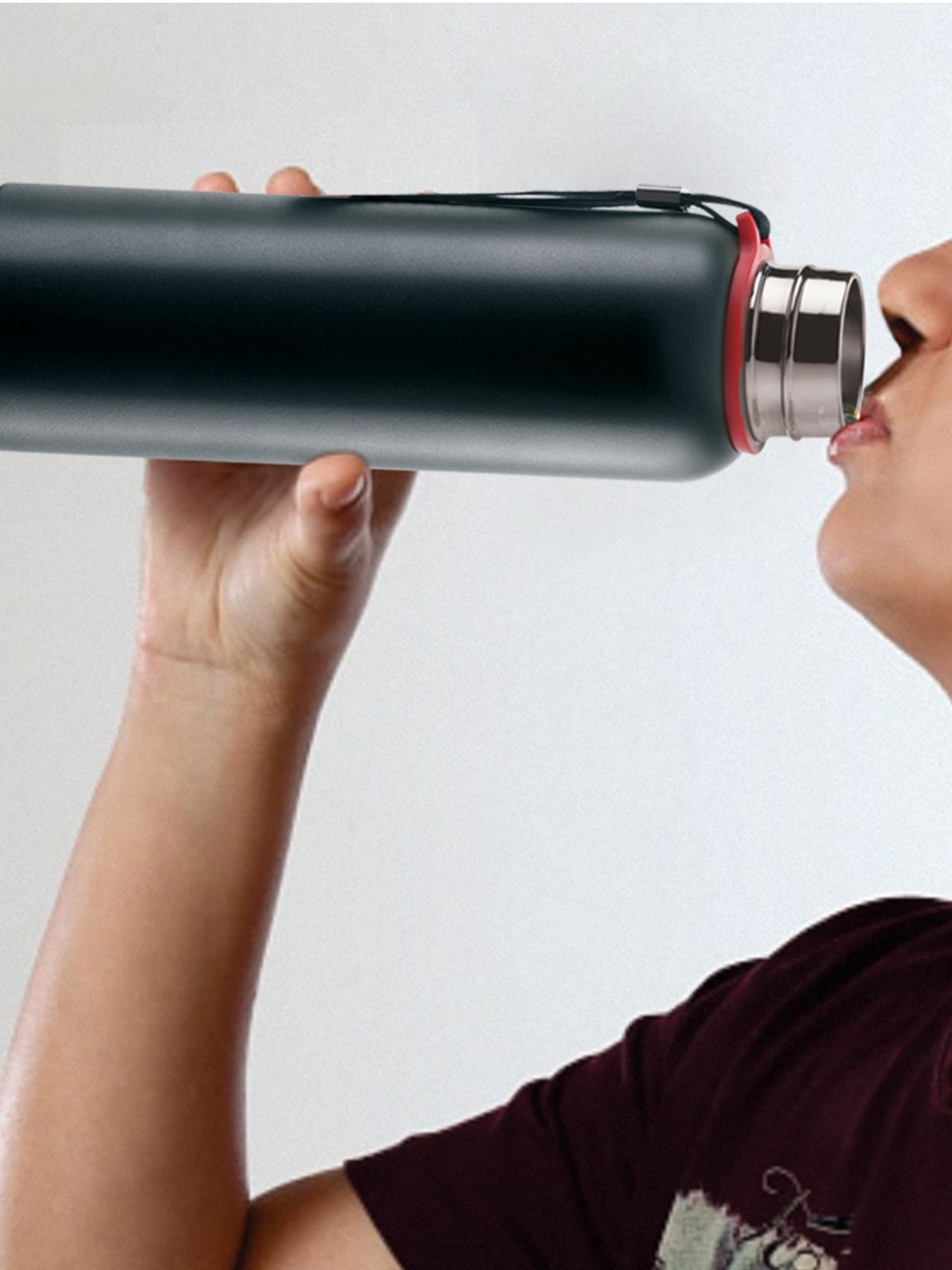 Borosil Black Hydra Trek Stainless Steel Bottle - 500 ml