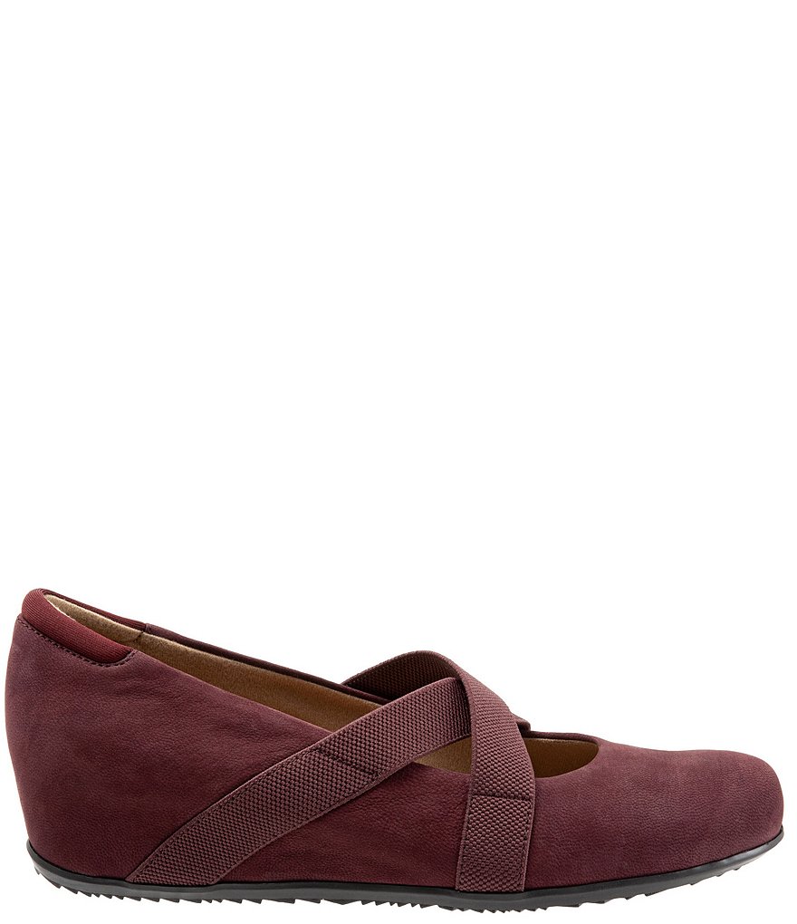 SoftWalk Waverly Hidden Wedge Mary Janes