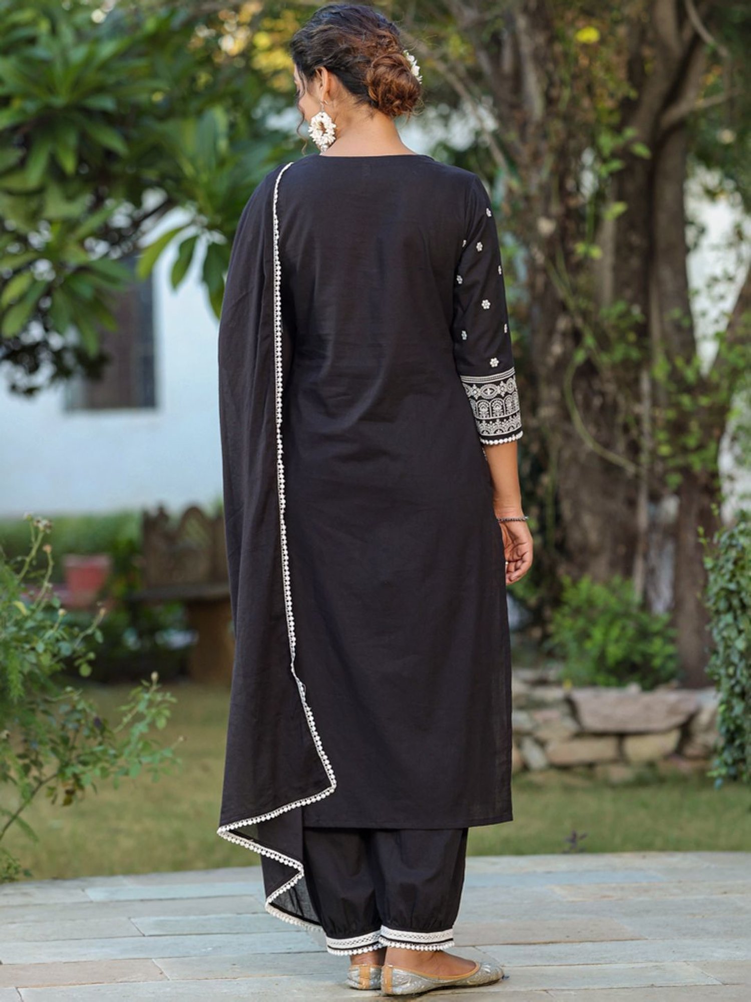 Ishin Black Embroidered Kurta & Pants Set with Dupatta