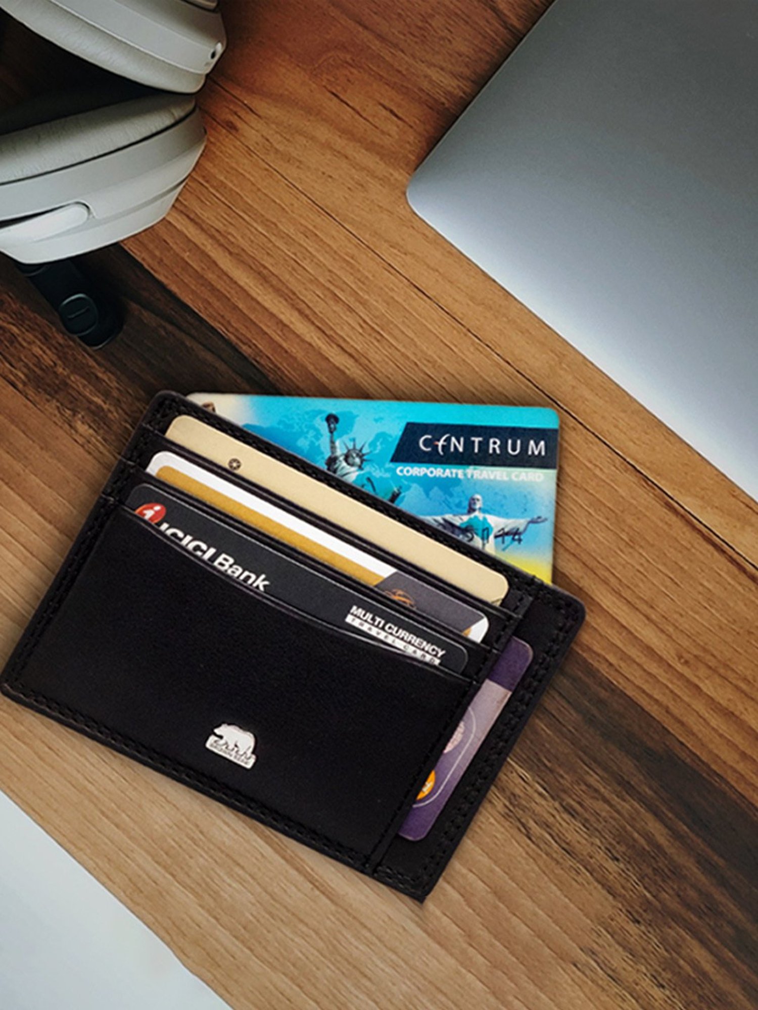 Louis Stitch Brunette Brown Leather Medium Toiletry Pouch