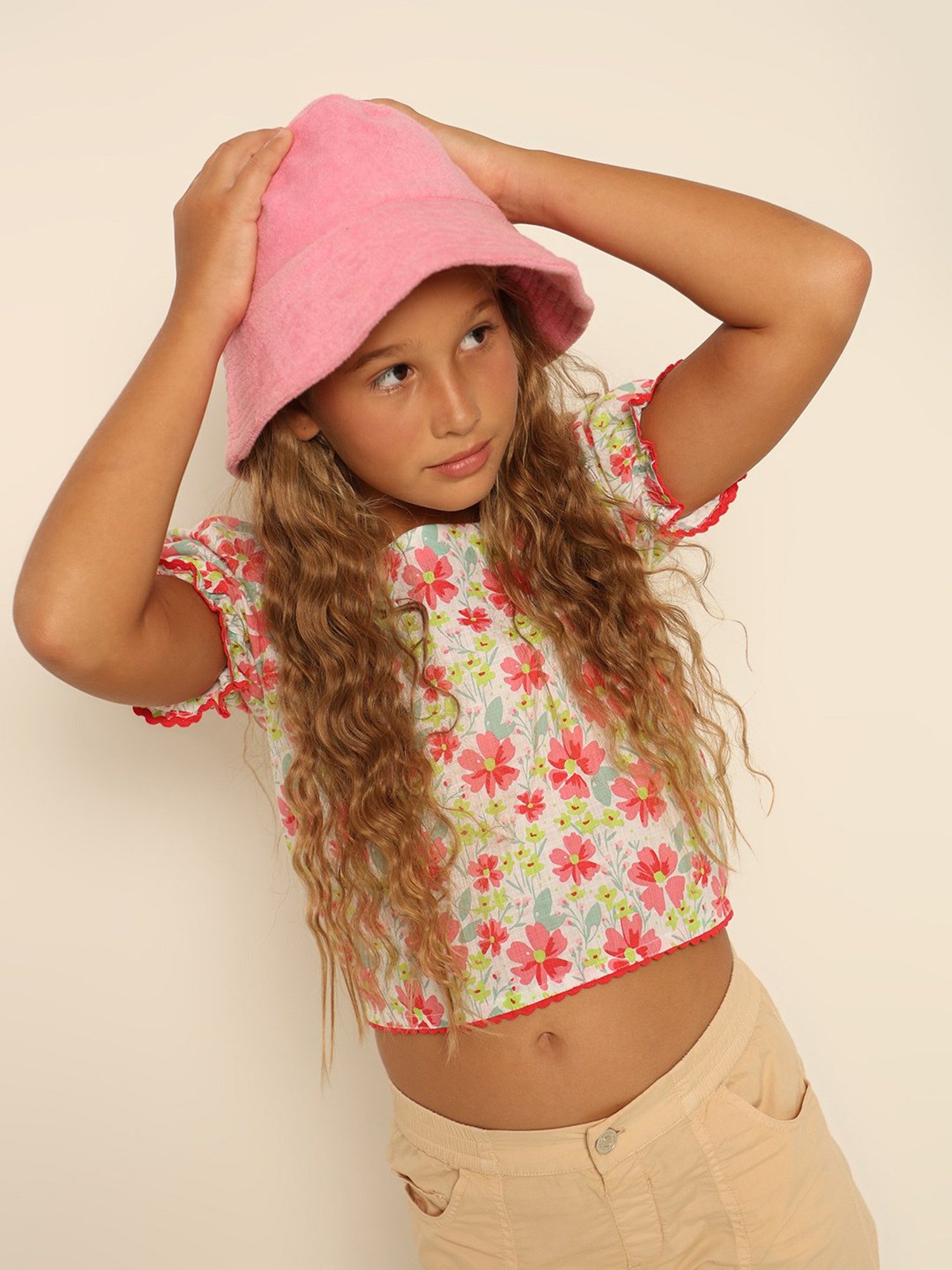 LilPicks Kids Yellow Solid Crop Top