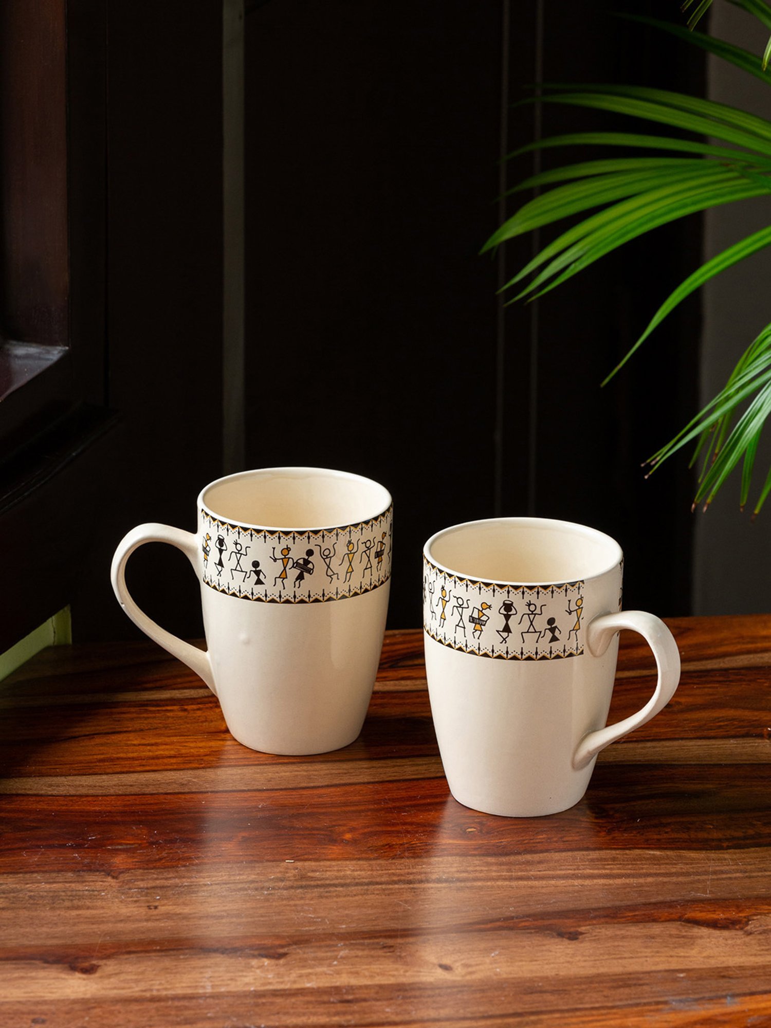 ExclusiveLane Ivory White & Black Ceramic Coffee Mugs - Set of 4 (300ml)