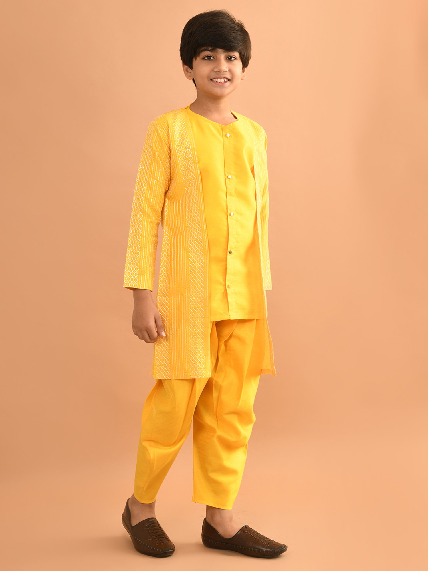 VASTRAMAY Boys Yellow & White Cotton Printed Full Sleeves Kurta Sets