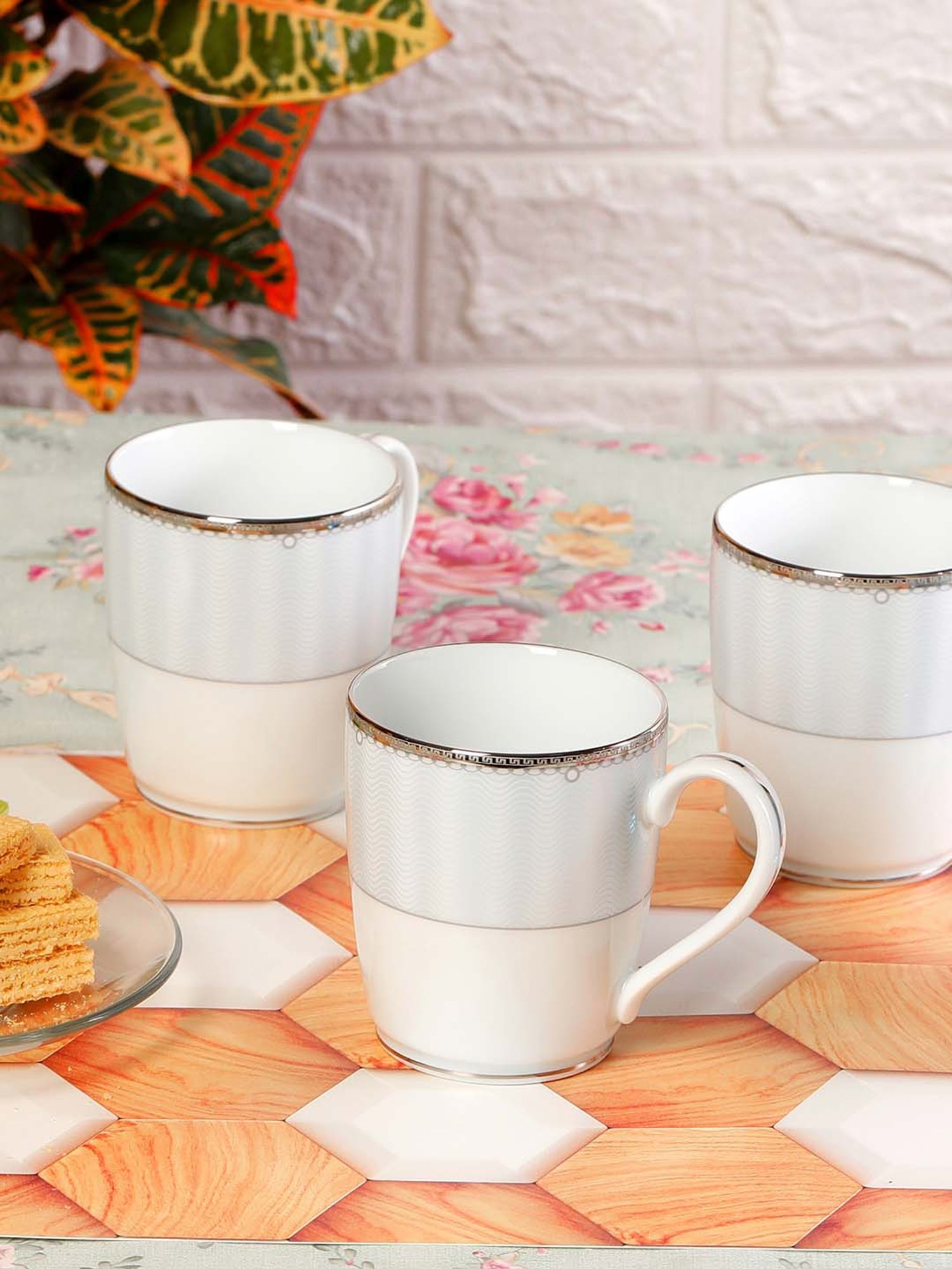 NORITAKE Hearth Off-White & Light Grey Porcelain Coffee Mug (0.295 L) - Set of 6