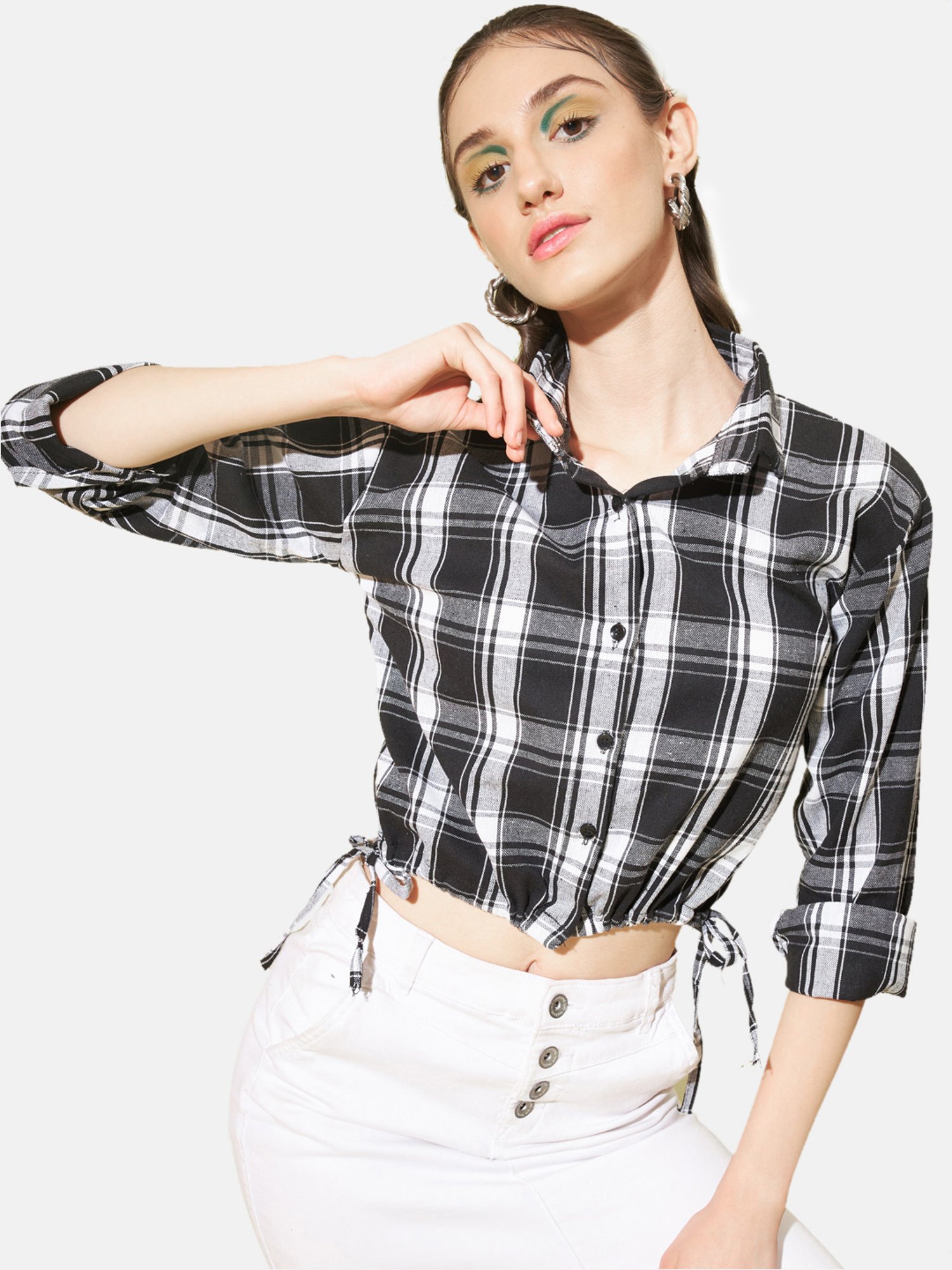 BUYNEWTREND Black Cotton Chequered Shirt