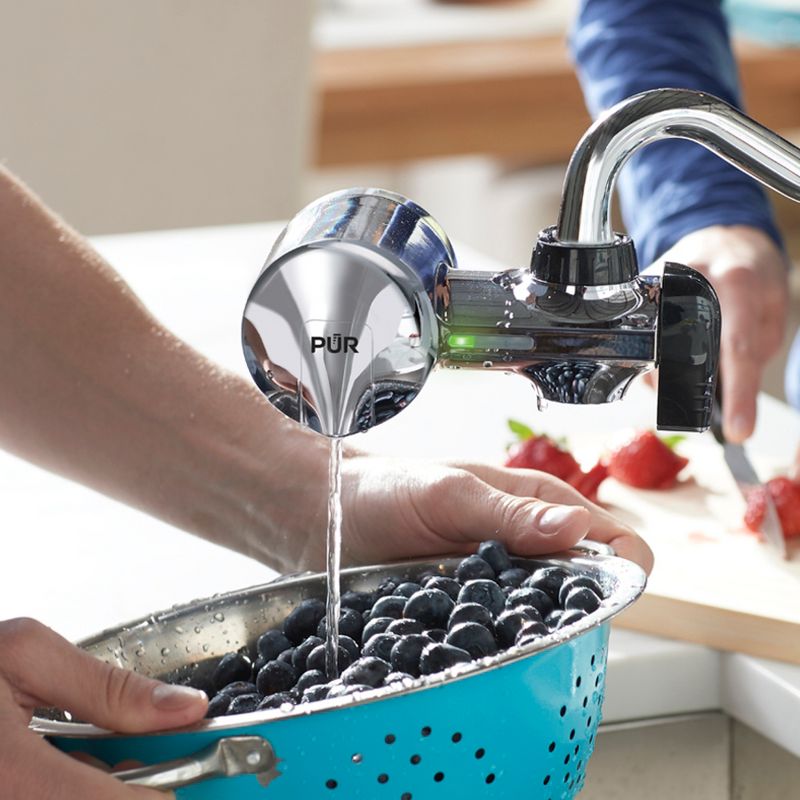PUR PLUS Chemical & Physical Horizontal Faucet Mount Water Filtration System -Chrome