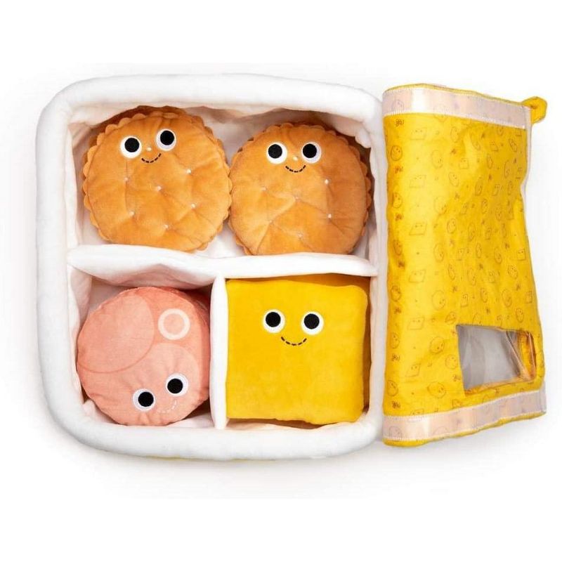 Kidrobot Yummy World Zoey and the YumYumables XL Plush