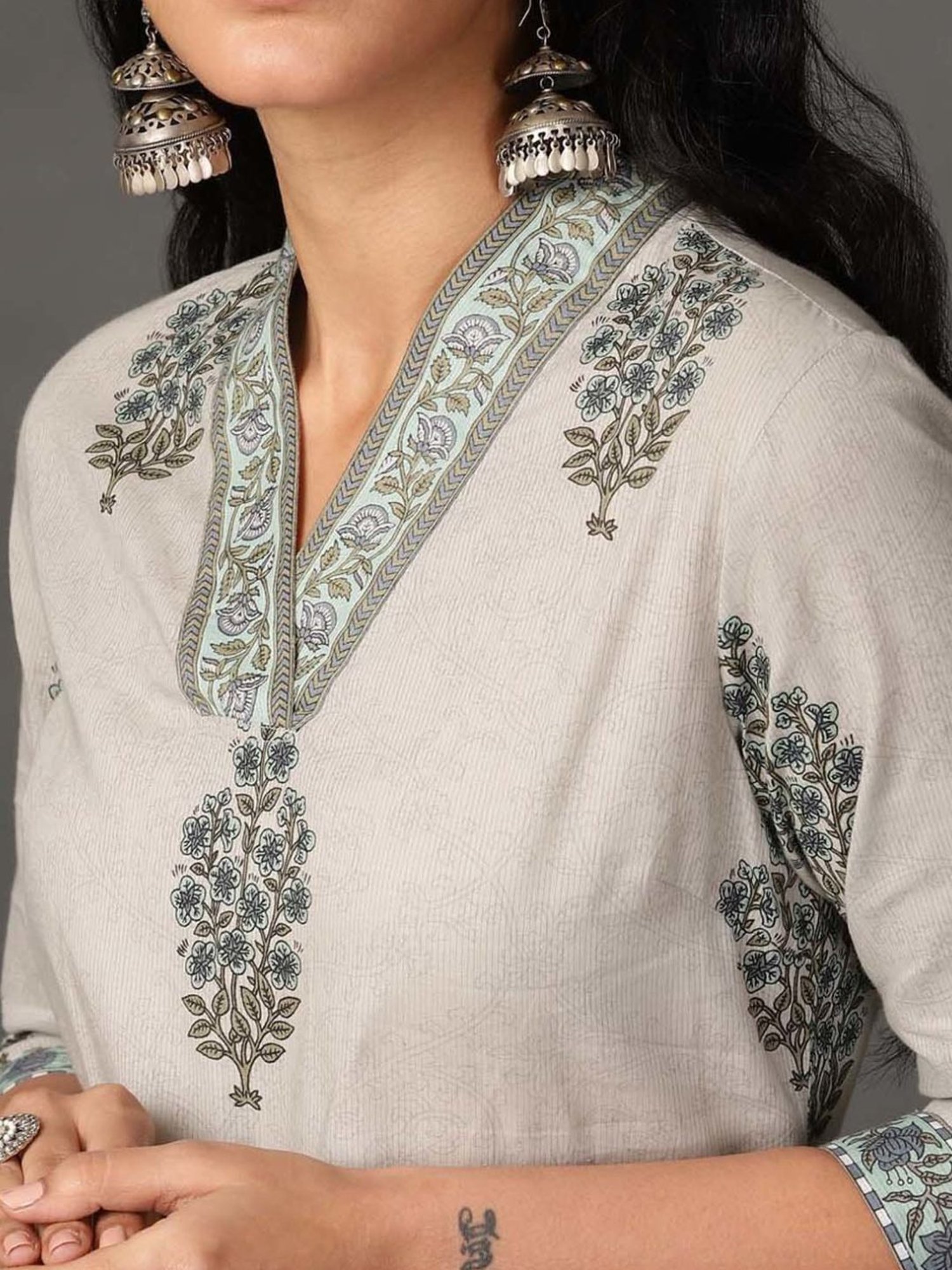 Nuhh Grey Kurta and Pant Set