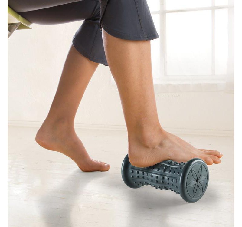 Gaiam Restore Hot & Cold Foot Roller