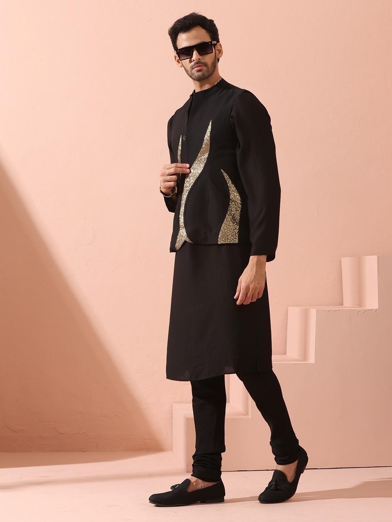 Swtantra Black Regular Fit Embellished Nehru Jacket