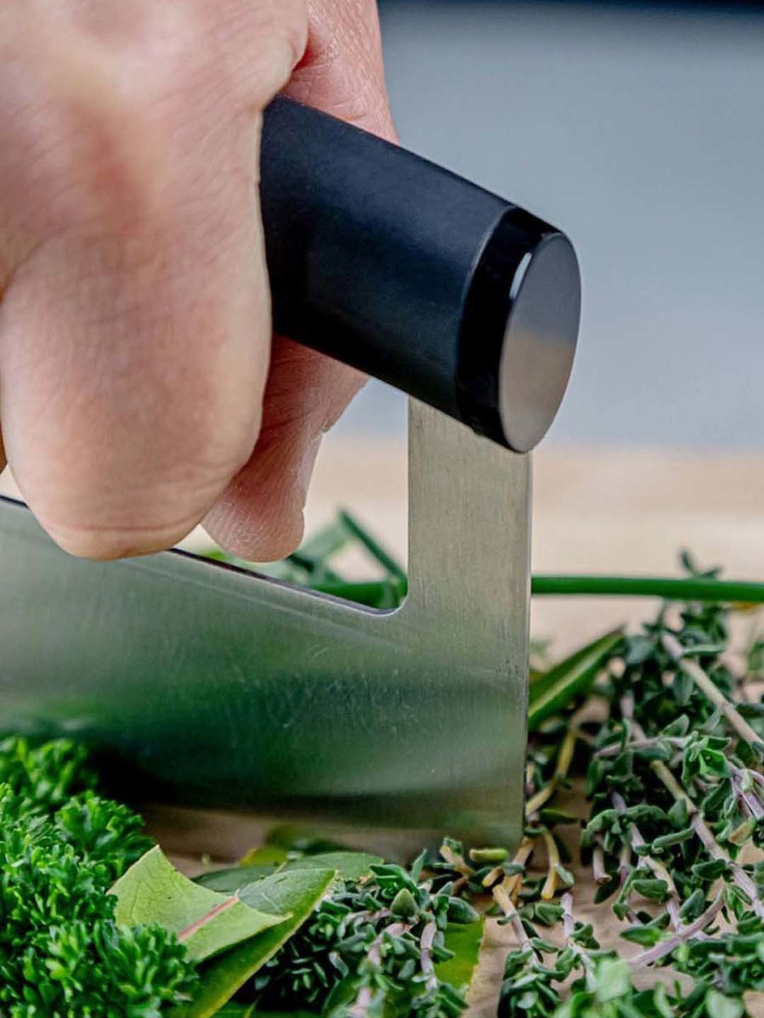 KitchenAid Black Medium Mezzaluna Knife With Curved Blade