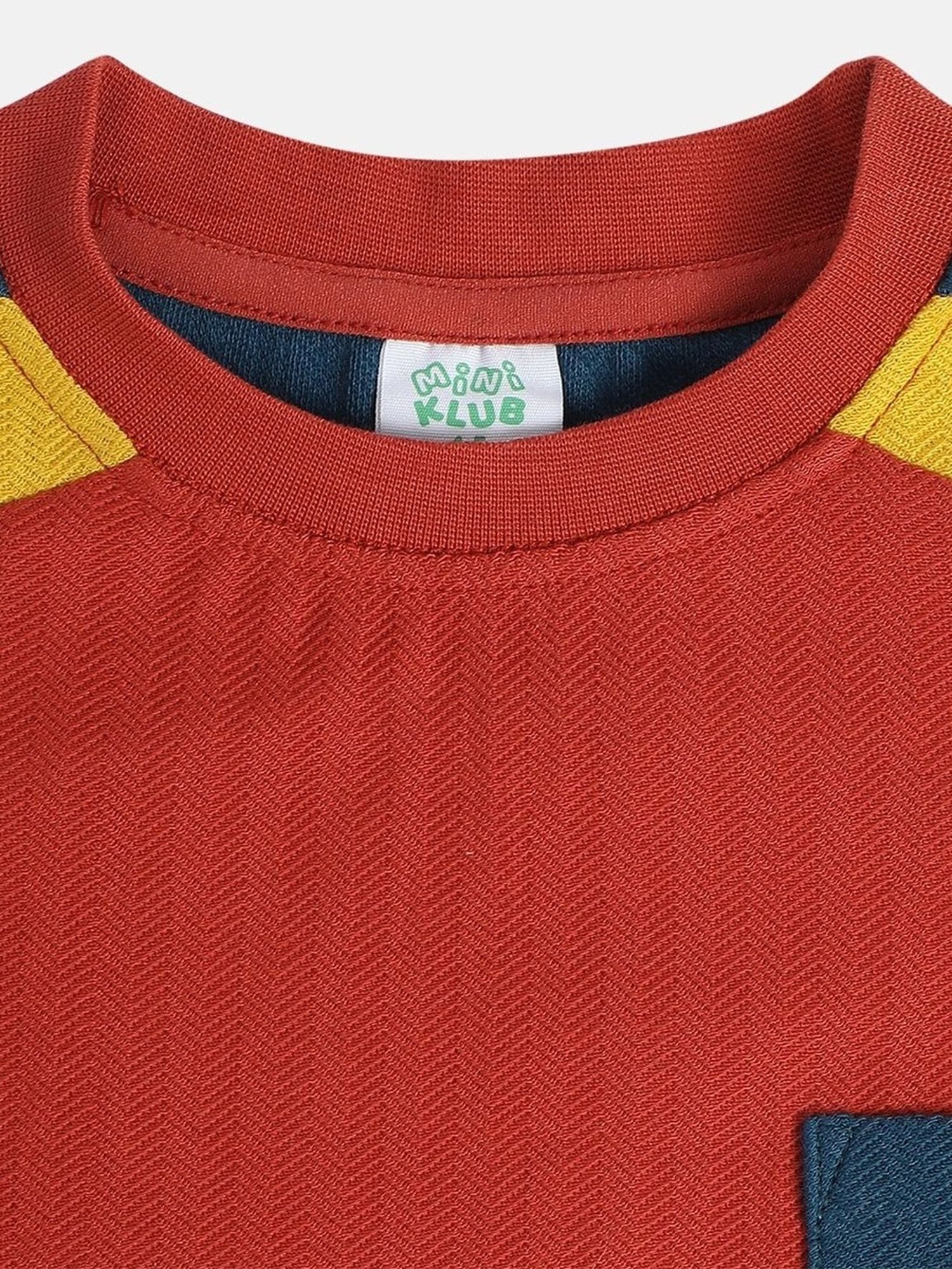 MINIKLUB Boys Red Cotton Color Block Full Sleeves T-Shirt