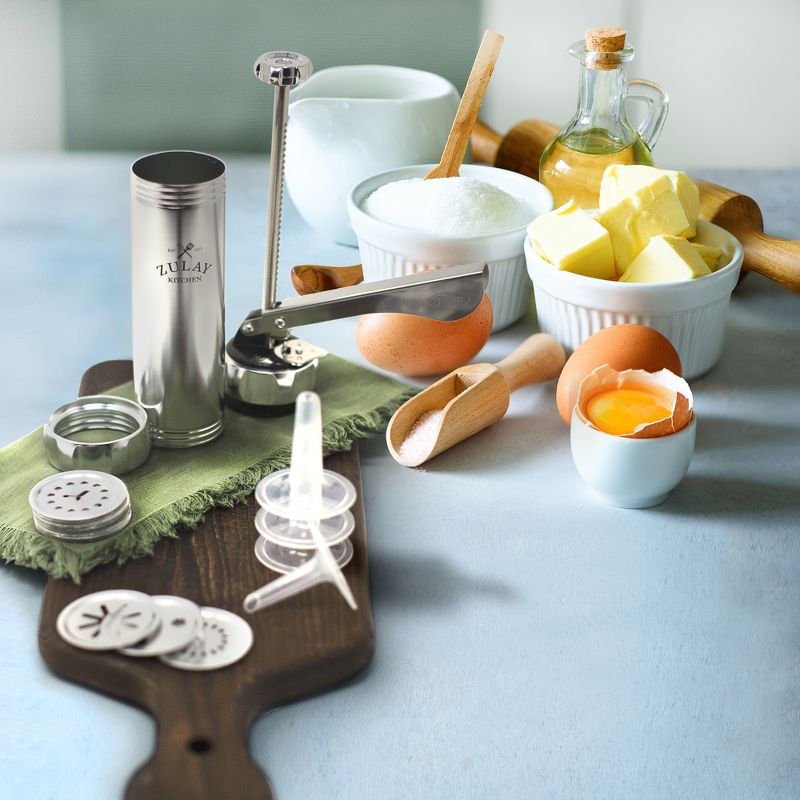 Zulay Kitchen Cookie Press Biscuit and Churro Maker w/ 20 decorative stensils & 4 Icing tips
