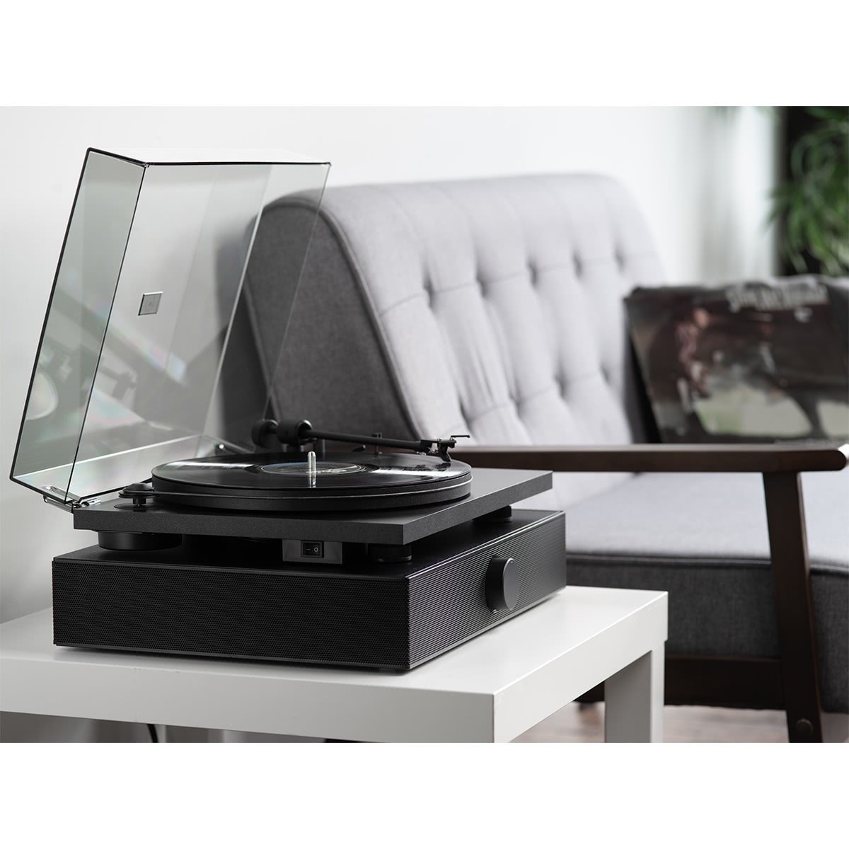 Andover Audio Spindeck Plug-and-Play Turntable with Ortofon OM Cartridge (Black)
