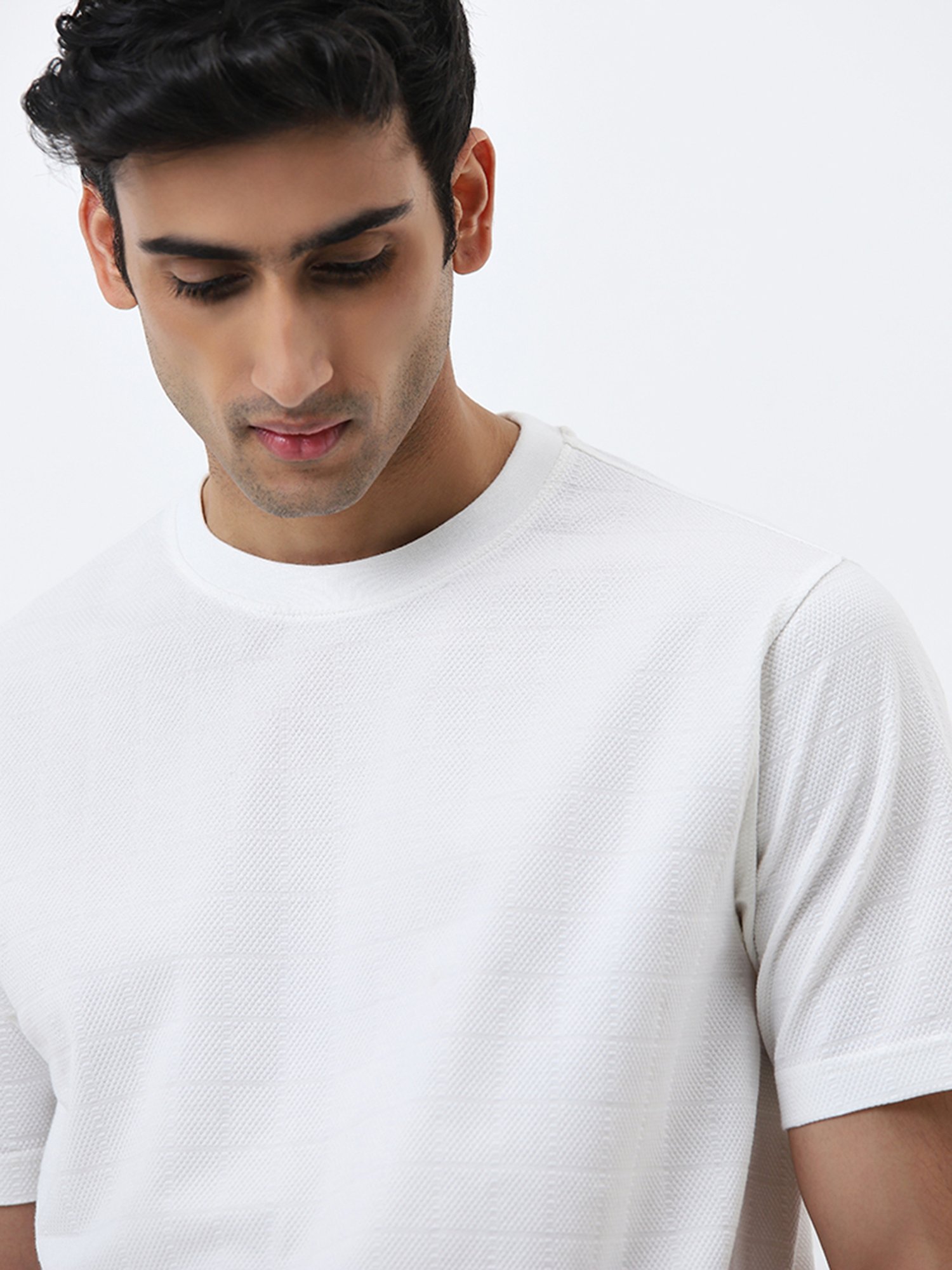 WES Lounge by Westside White Solid Relaxed-Fit Cotton T-Shirt