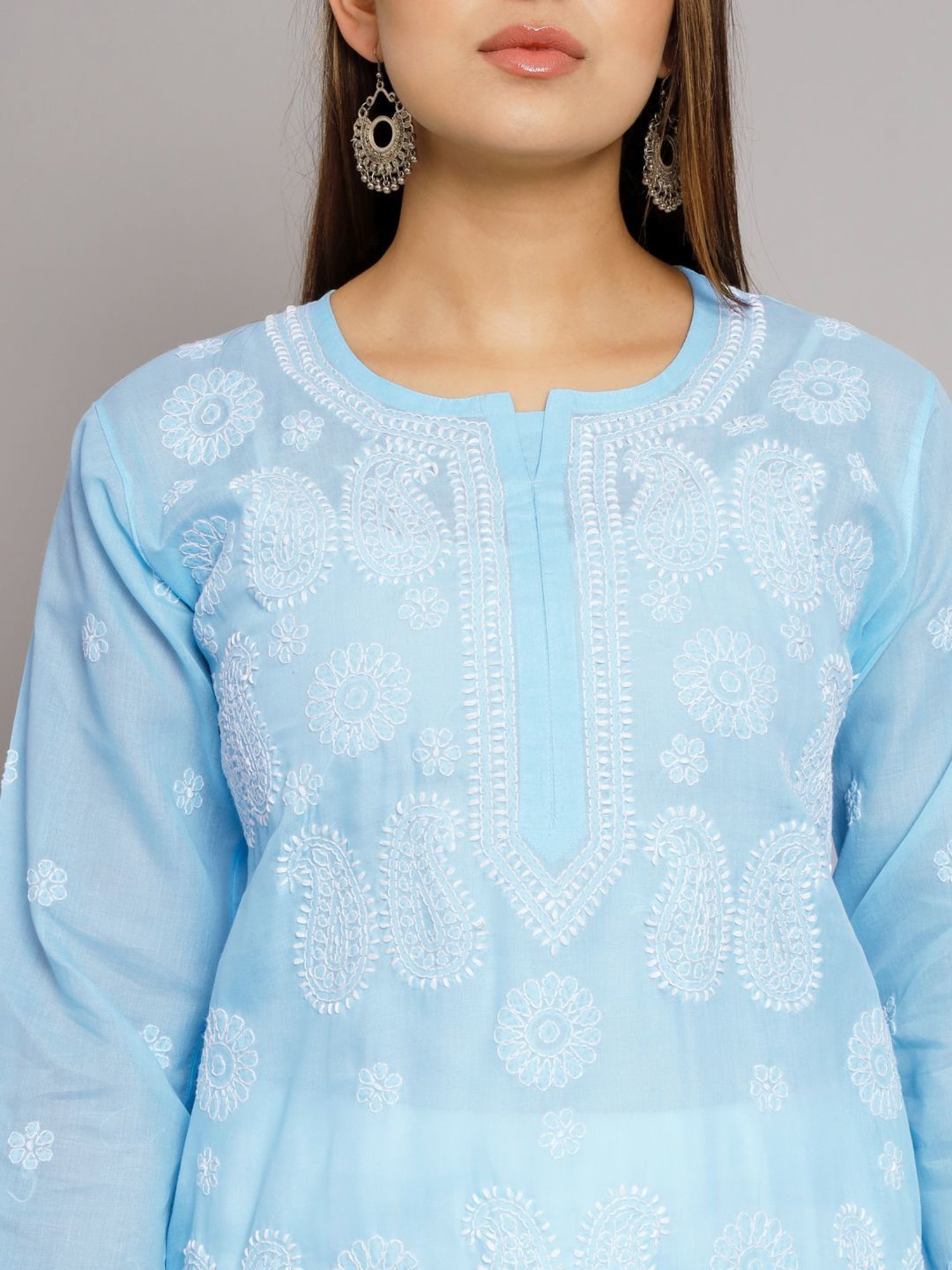 PARAMOUNT CHIKAN Sky Blue Cotton Chikankari Straight Kurta