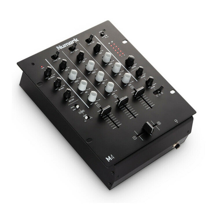 Numark 3 Channel Scratch Mixer M4BLACKXUS