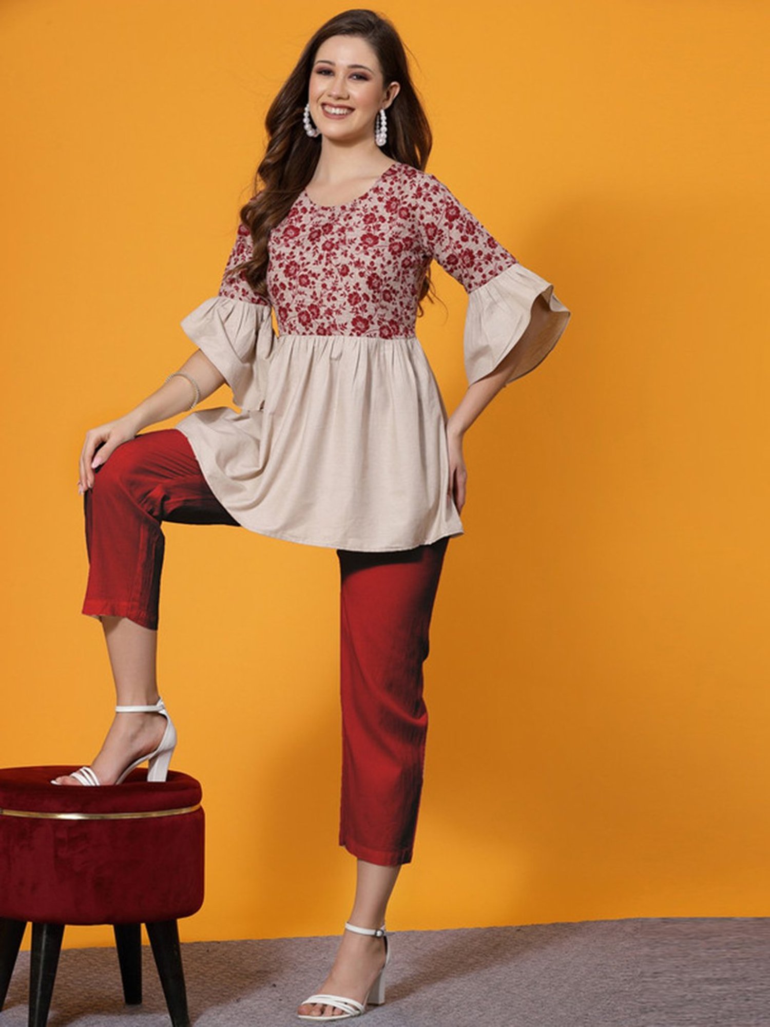 SELVIA Beige & Maroon Floral Print Top