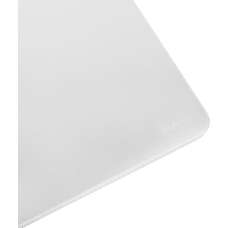 Protect your MacBook from scratches and shocks with this premium hardshell cover.