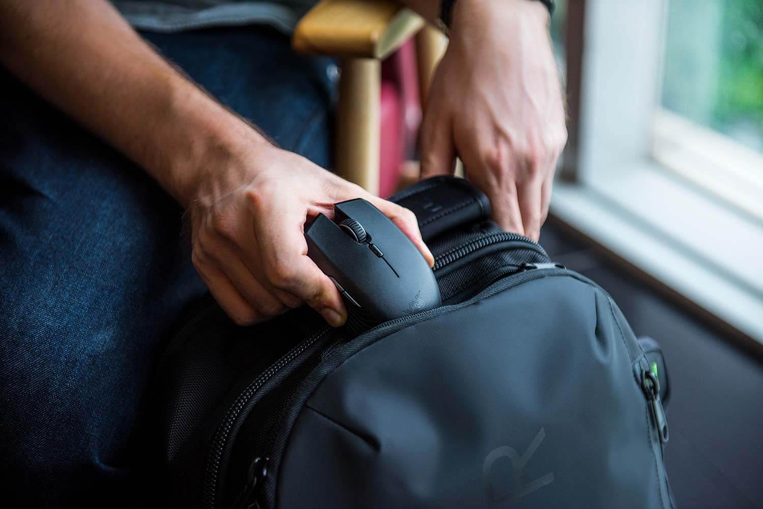 Razer Atheris - Ambidextrous Bluetooth Wireless Portable Gaming-Grade Mouse - 7,200 DPI Optical Sensor