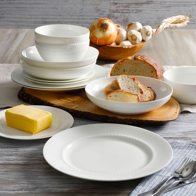 Vremi 16 Piece Multicolor Porcelain Dinnerware Set with 4 Dinner Plates, 4 Dessert Plates, 4 Salad/Soup Bowls, & 4 Coffee/Tea Mugs