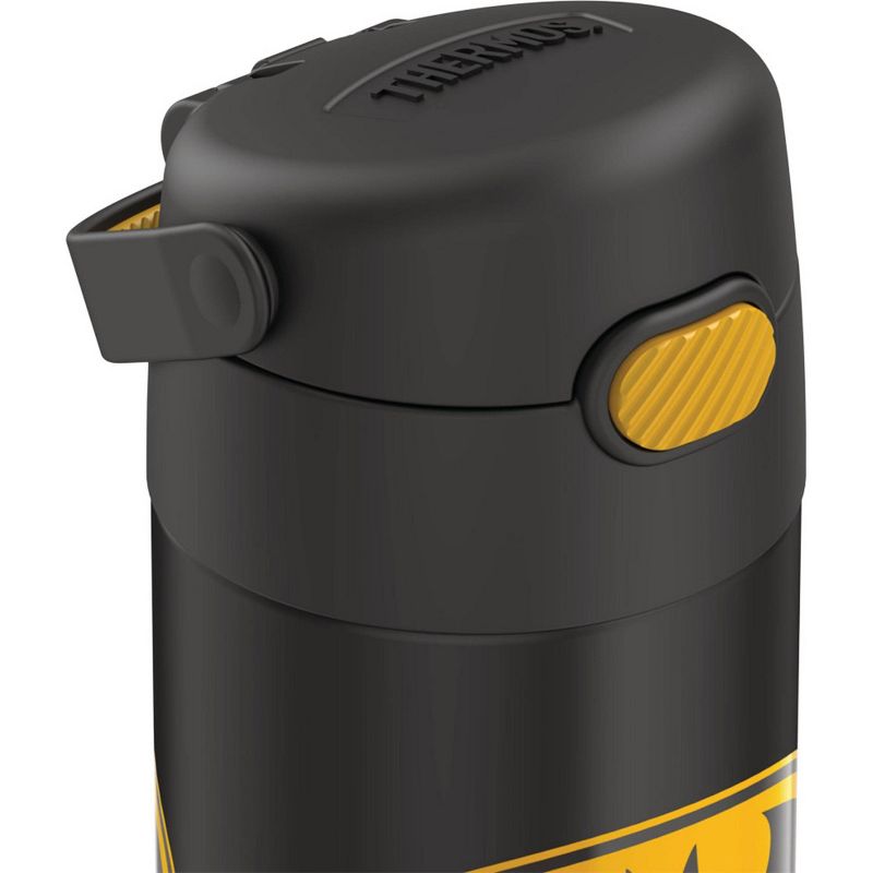 Disney Spider-Man 22oz Plastic Flip Top Tumbler with Strap Red