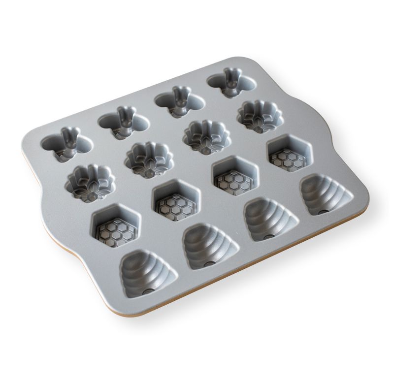Fat Daddio's RMP-10 Anodized Aluminum Ring Mold Cake Baking Pan, 10 x 3.5 Inches