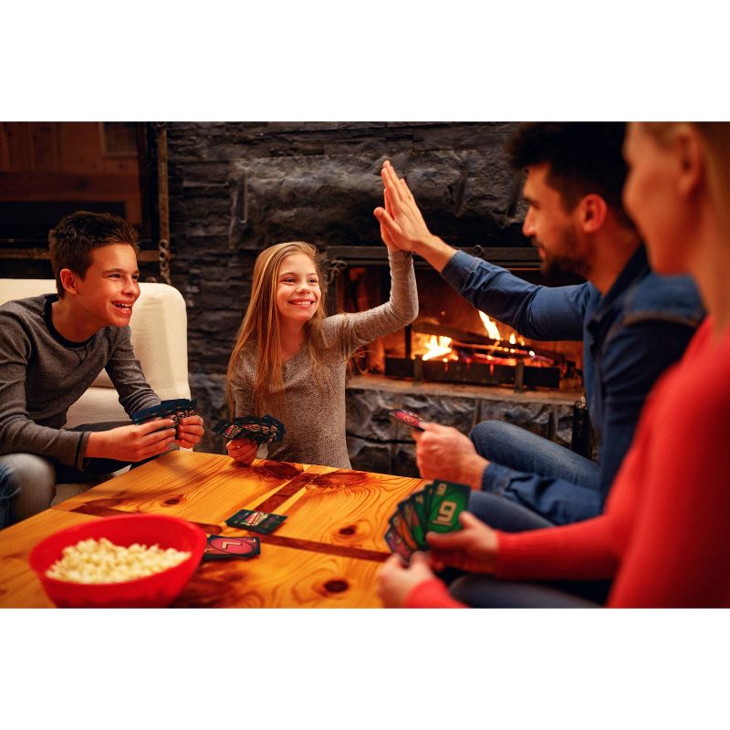 UNO Iconic 1980's Card Game