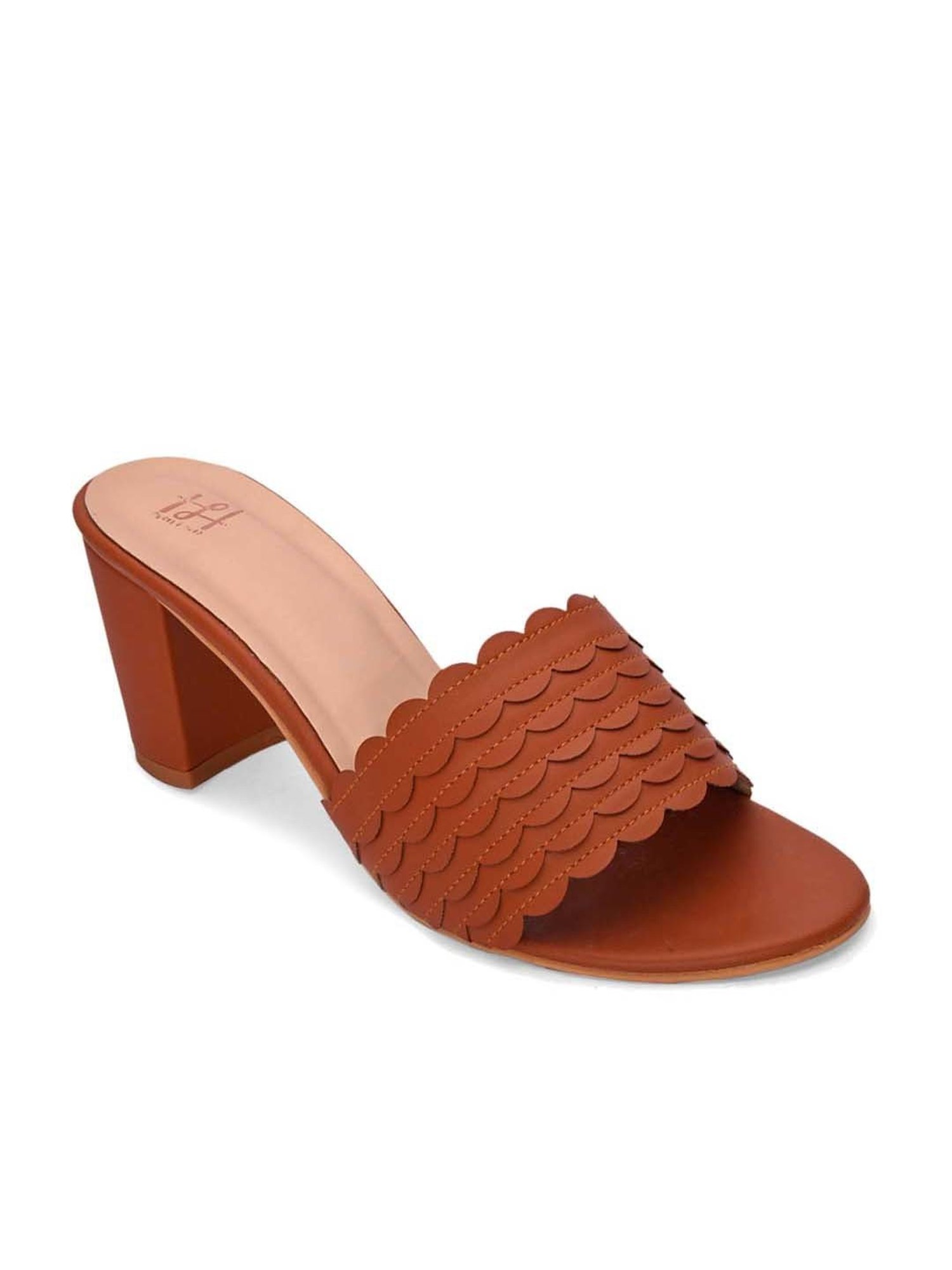 Hydes N Hues Women's Tan Casual Sandals