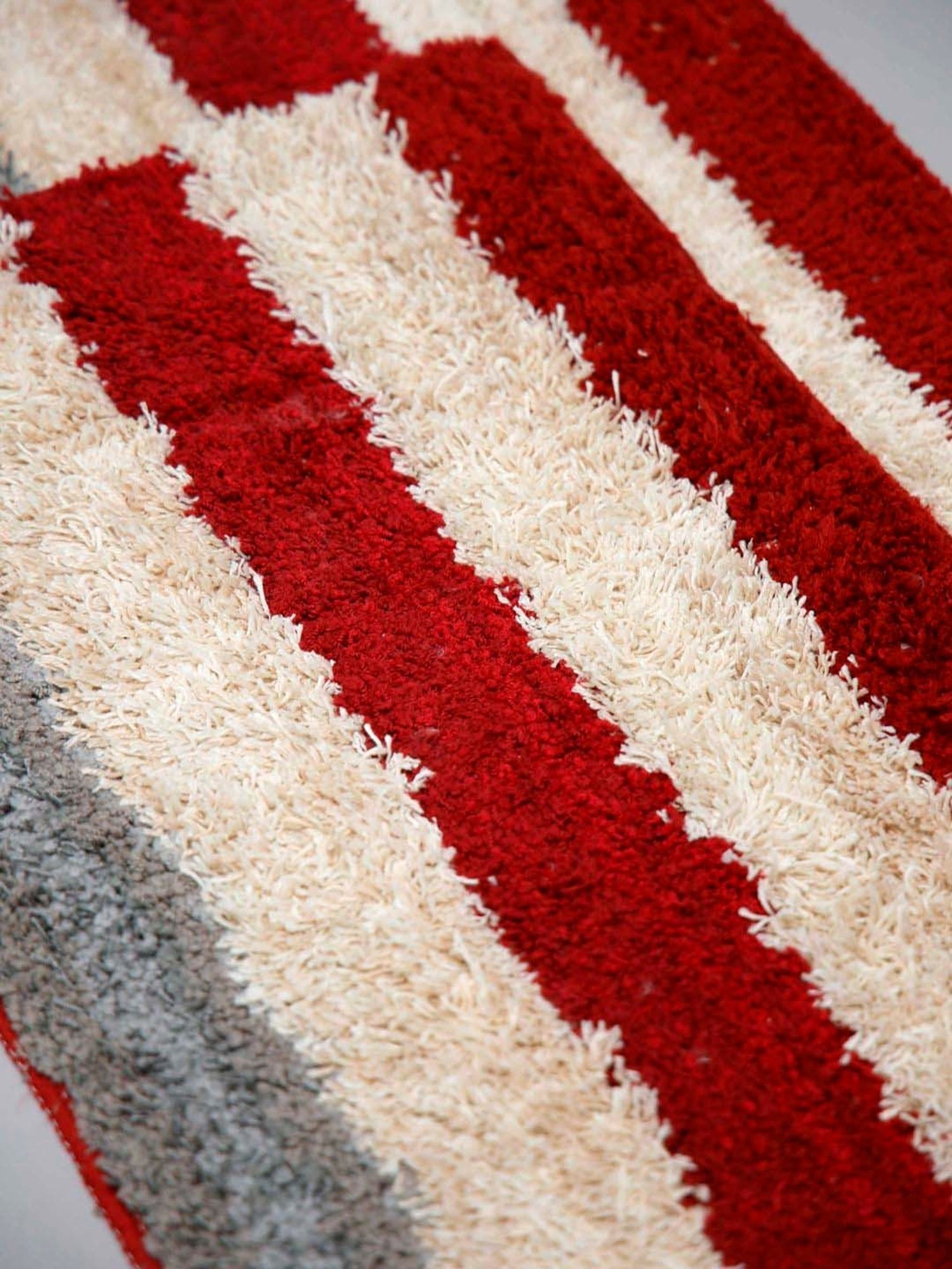 Ariana Multicolor Microfibre 1600 GSM Medium Anti-Skid Supersoft Bath Mat - Set of 2