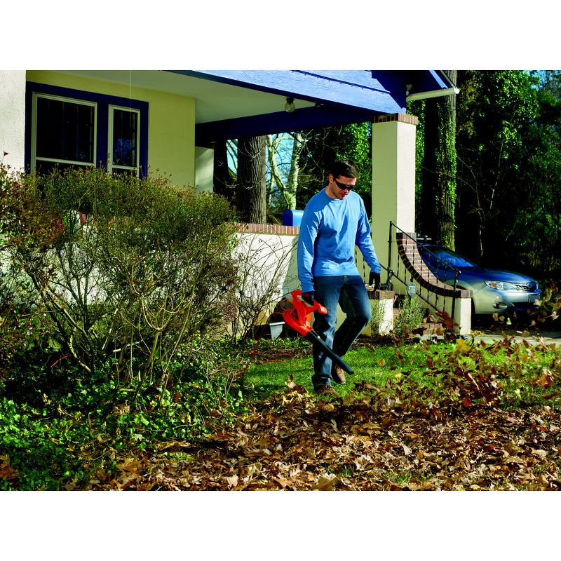 2-in-1 Convertible Pole Chainsaw - Earthwise