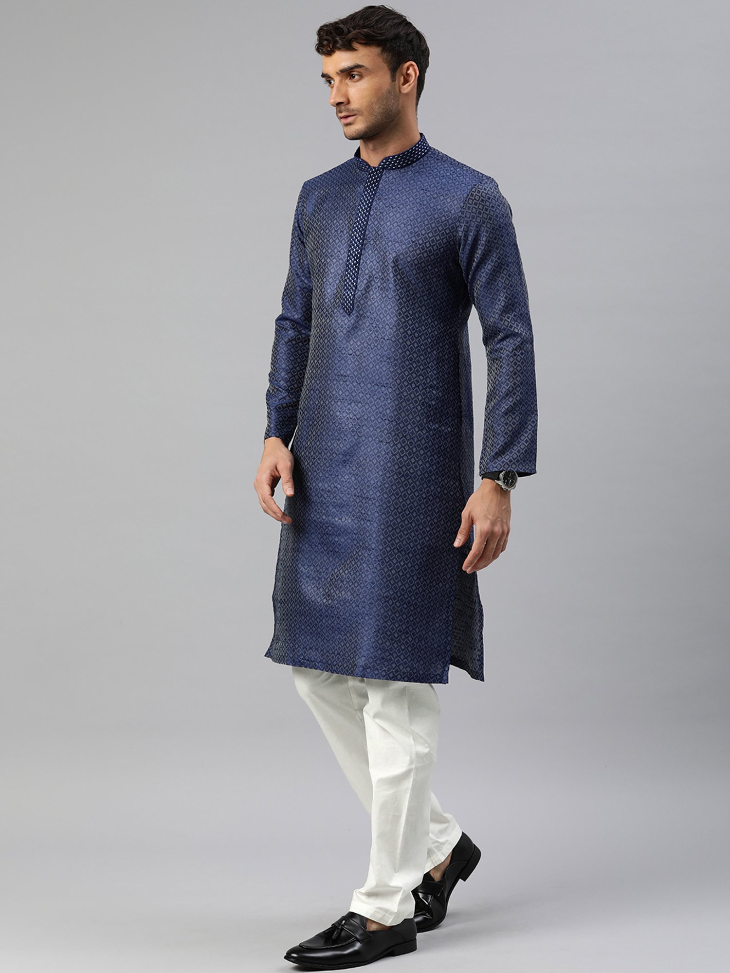 Manthan Dark Blue & White Regular Fit Self Design Kurta & Churidar Set