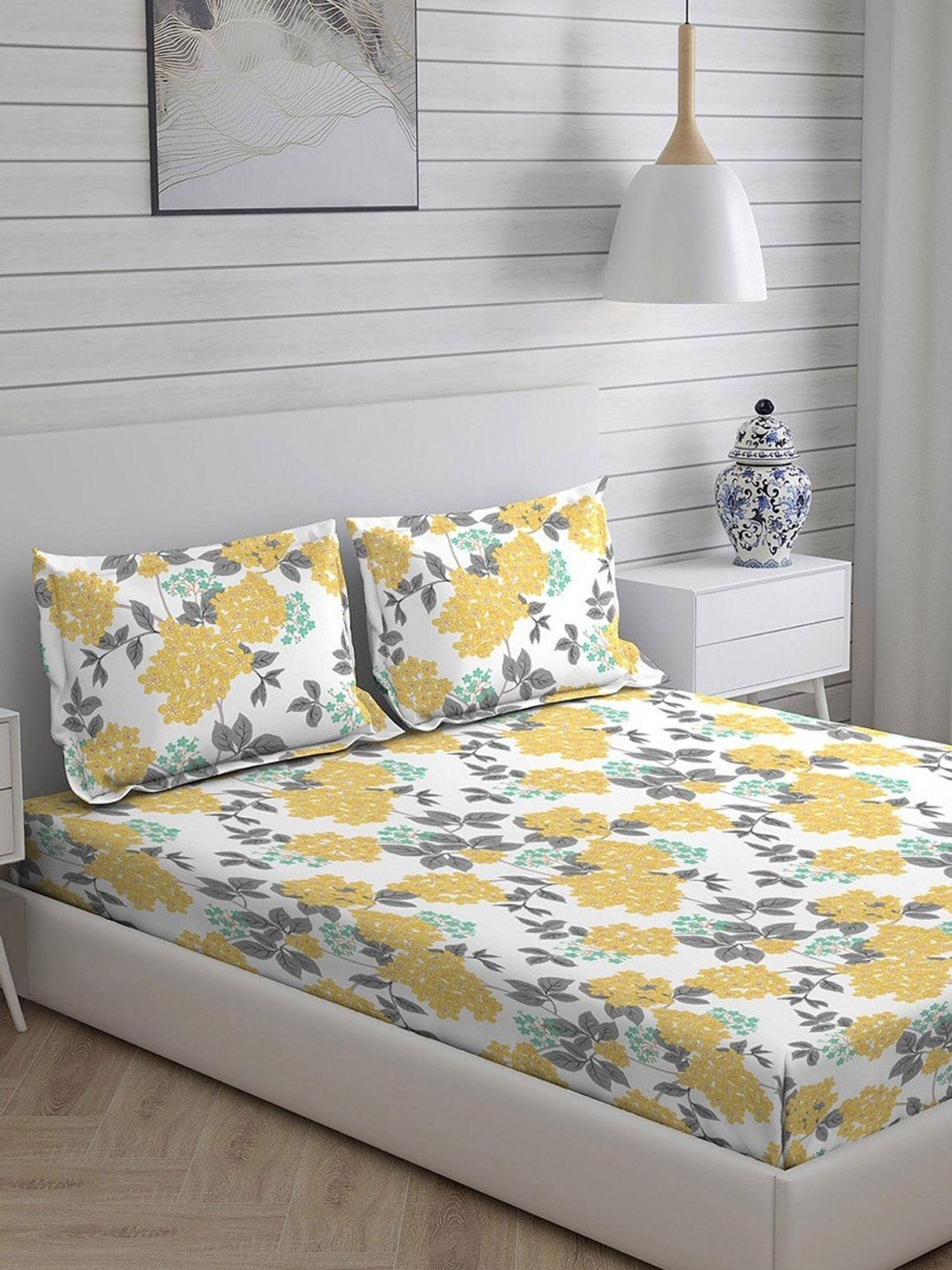 Layers Duracount Nature Yellow 225 TC Cotton Queen Bed Sheet with 2 Pillow Covers