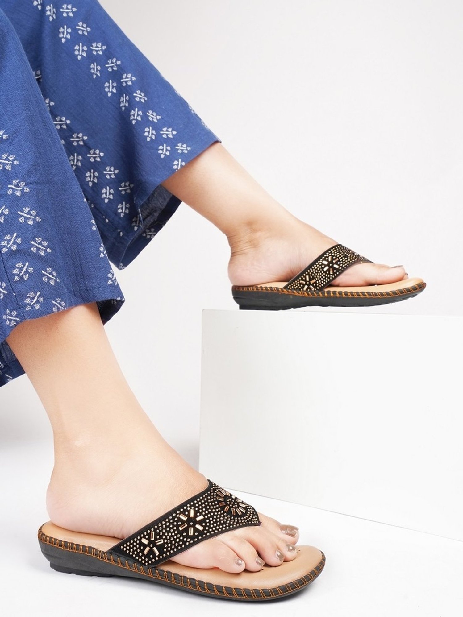 The White Pole Women's Black Thong Sandals