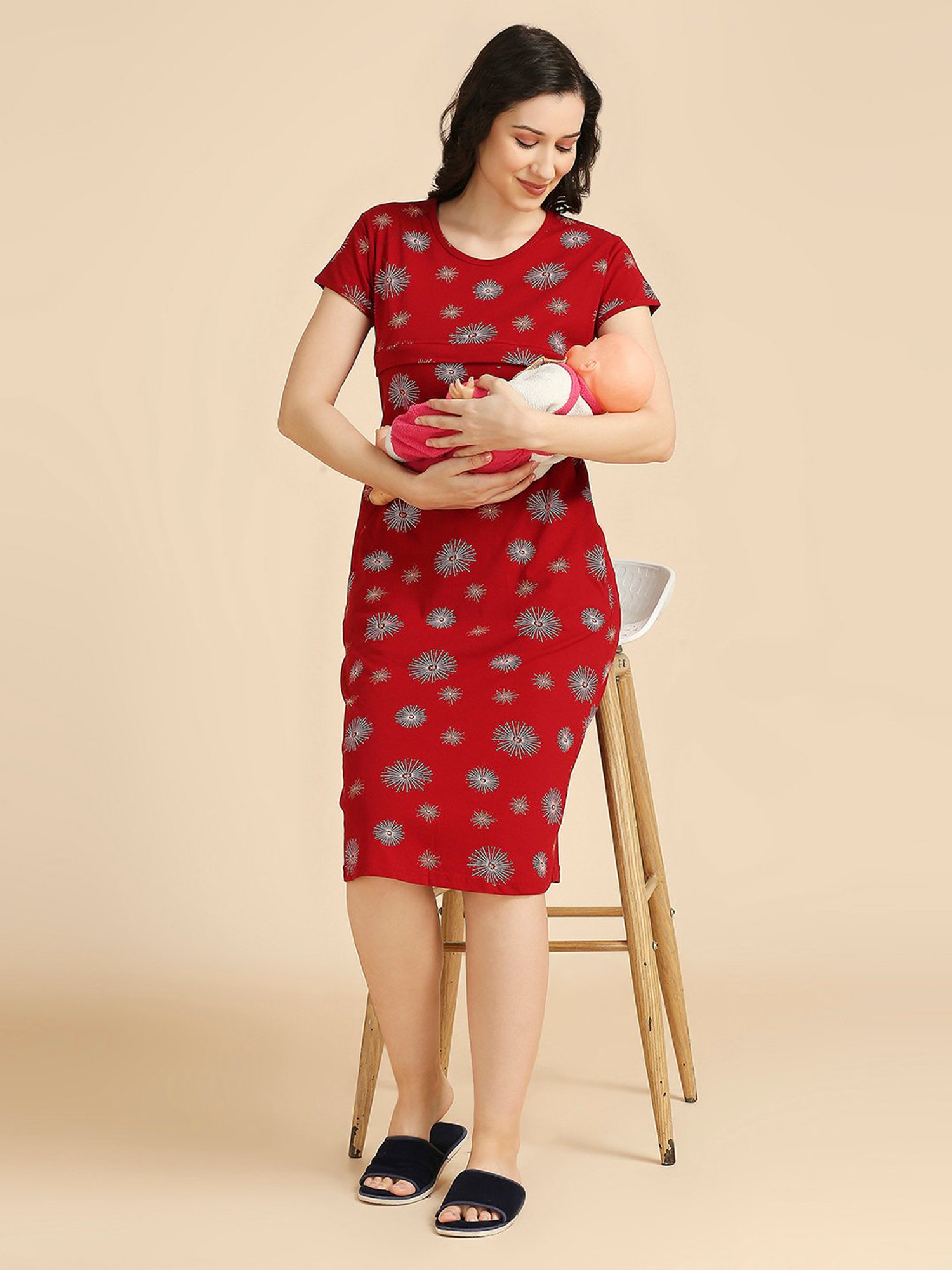 MomToBe Maroon Cotton Printed Feeding Nighty