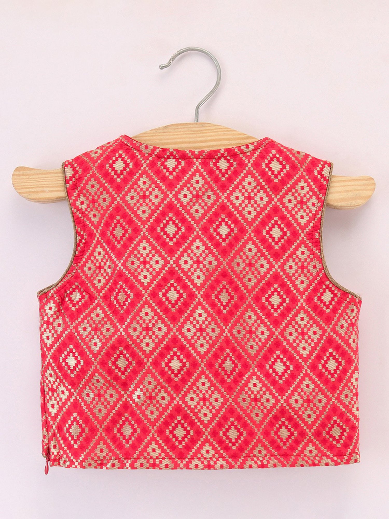 TWISHA Kids Red & Green Self Design Top with Ghagra