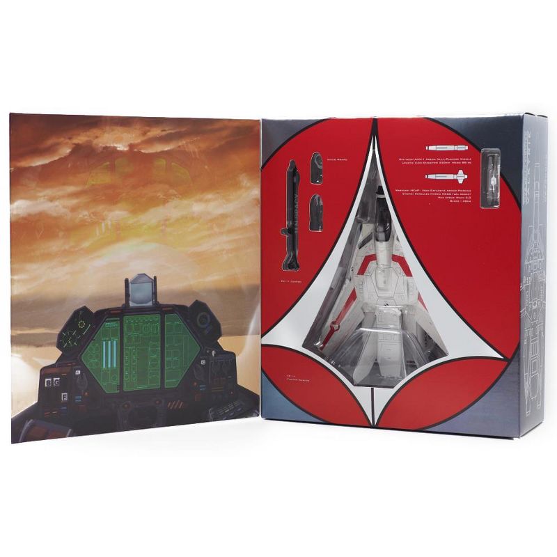 Toynami, Inc. Macross VF-1J Valkyrie Rick Hunter 1/72 Scale Die-Cast Model