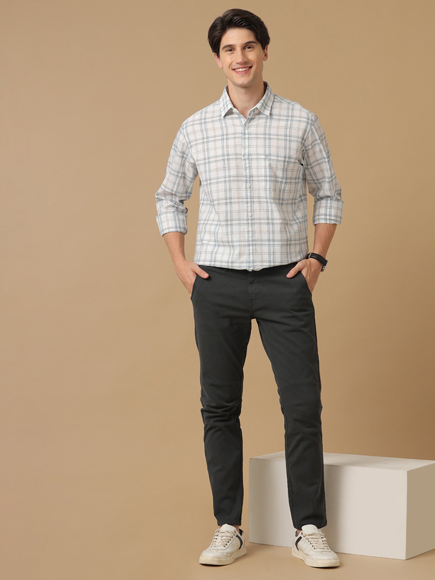 CAVALLO by Linen Club White Contemporary Fit Check Shirt