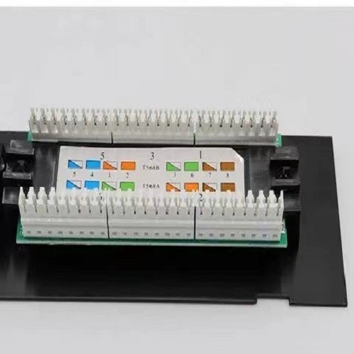 Micro Connectors CAT5 RJ45 Coupler F-F Straight
