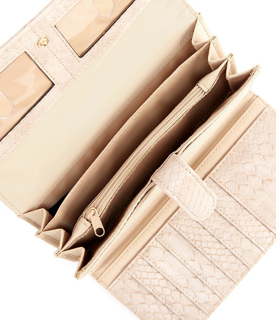 Kate Landry File It Wallet