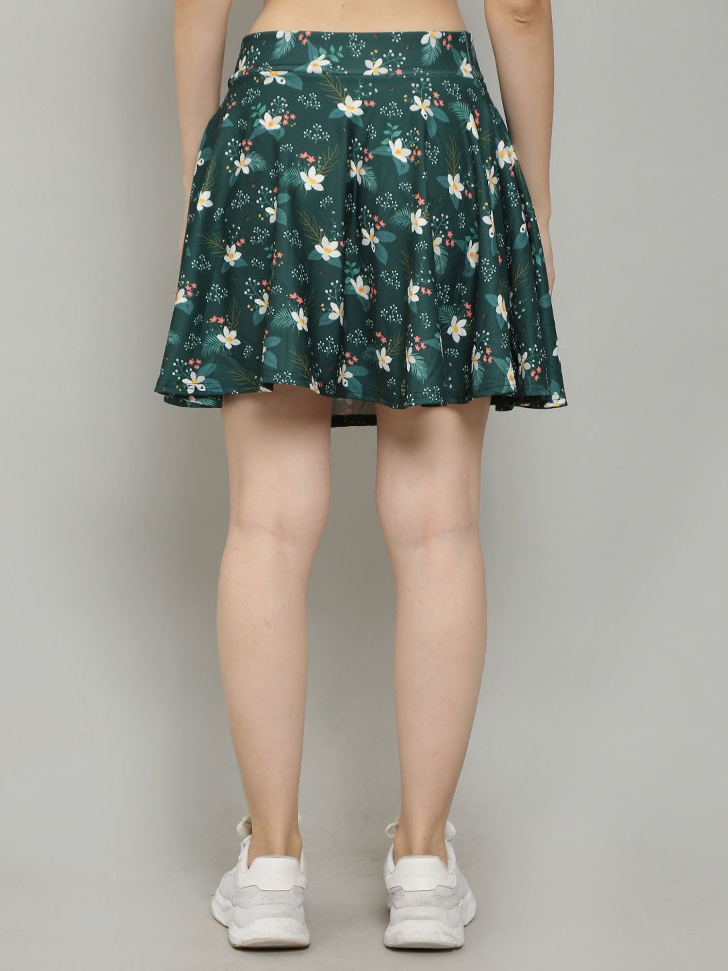 N-Gal Dark Green Floral Print Mini Skirt