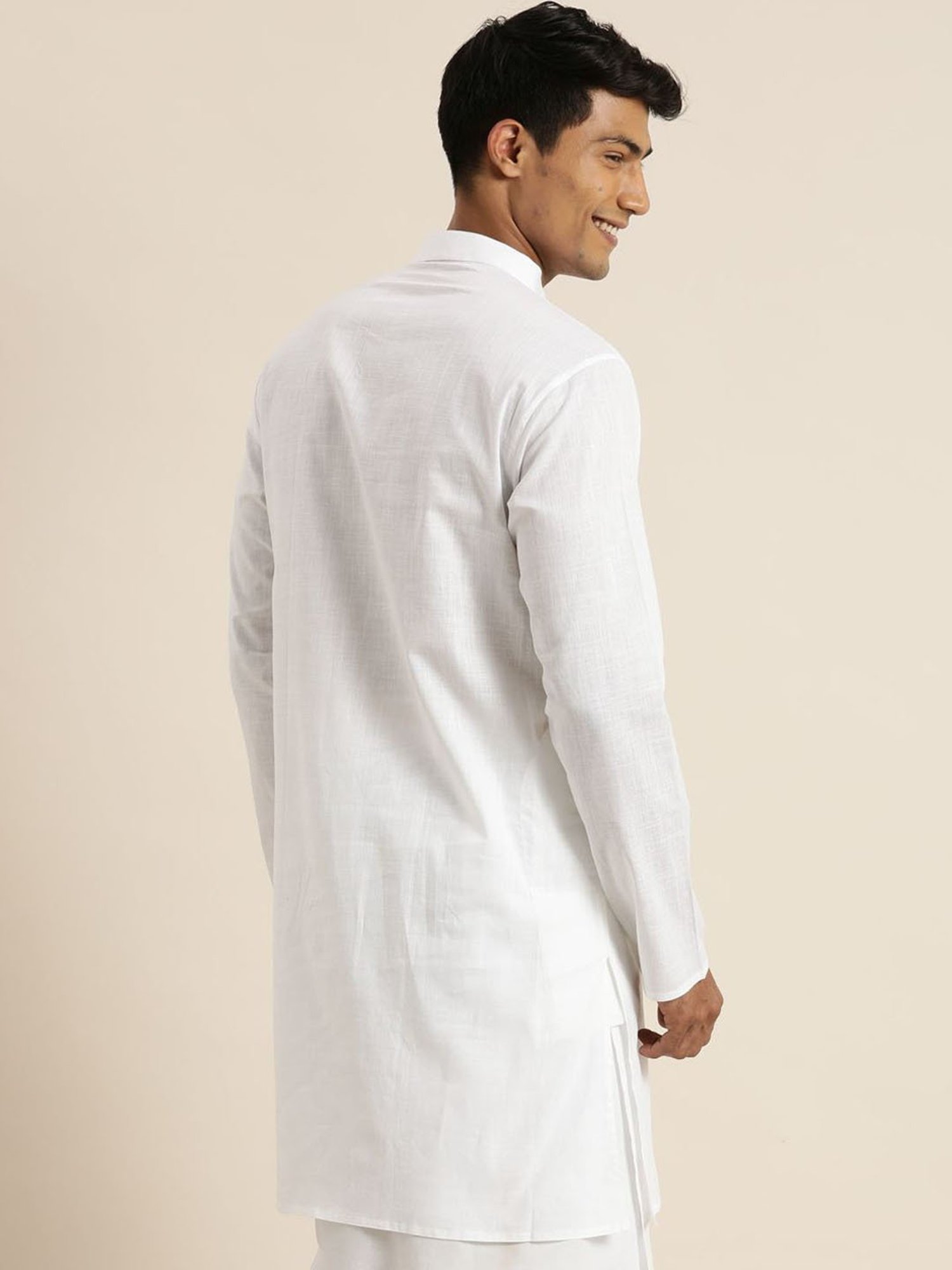 Vastramay White Cotton Straight Fit Kurtas