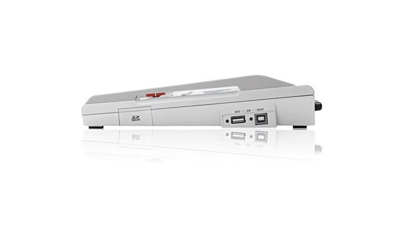 Zoom R16 Multi-Track Recorder, 8 XLR Combo Inputs, 16 Tracks, + Stereo Condenser Microphones, 135 Built-In Effects (White)