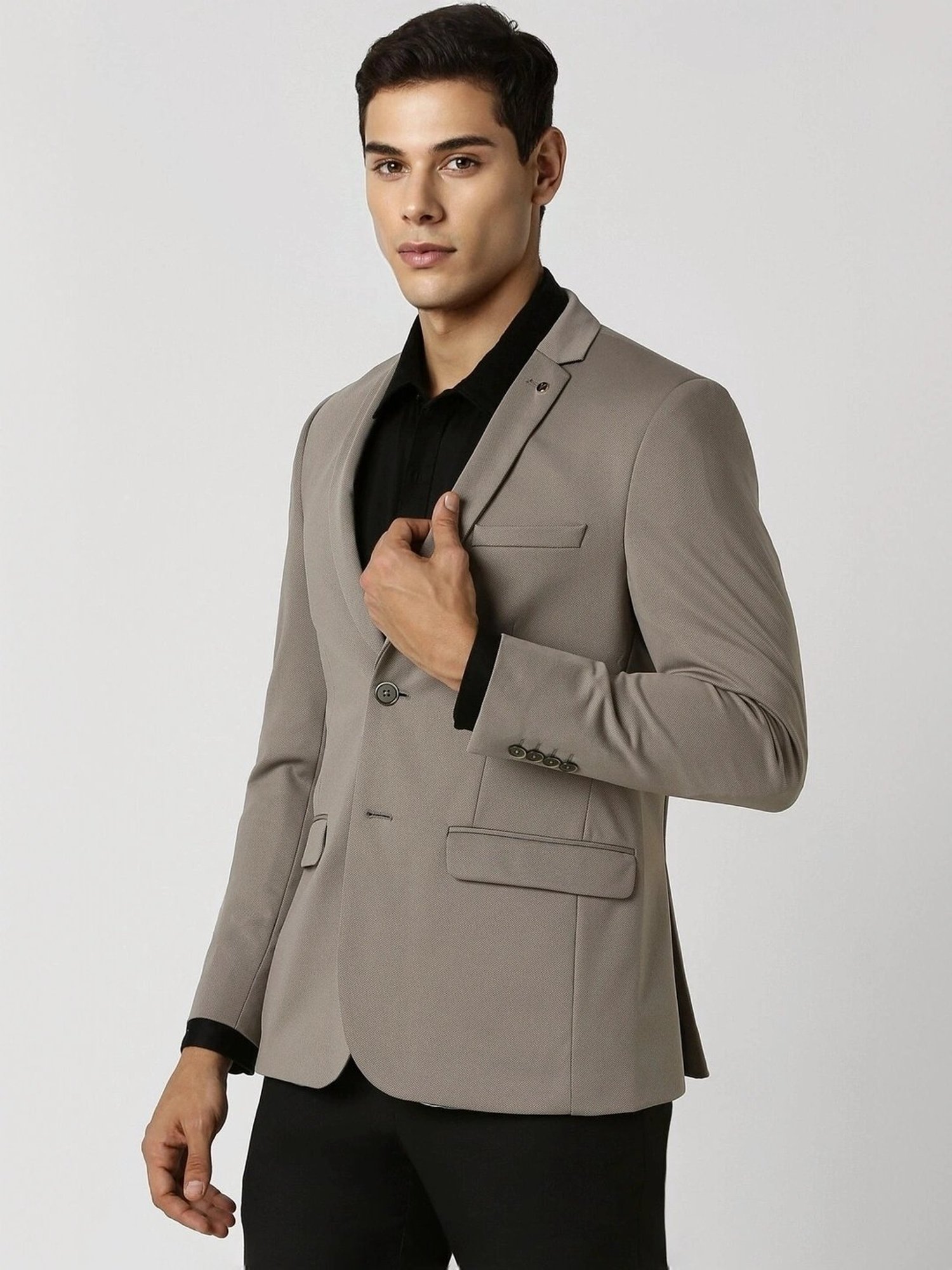 Arrow Sports Green Regular Fit Texture Waistcoat