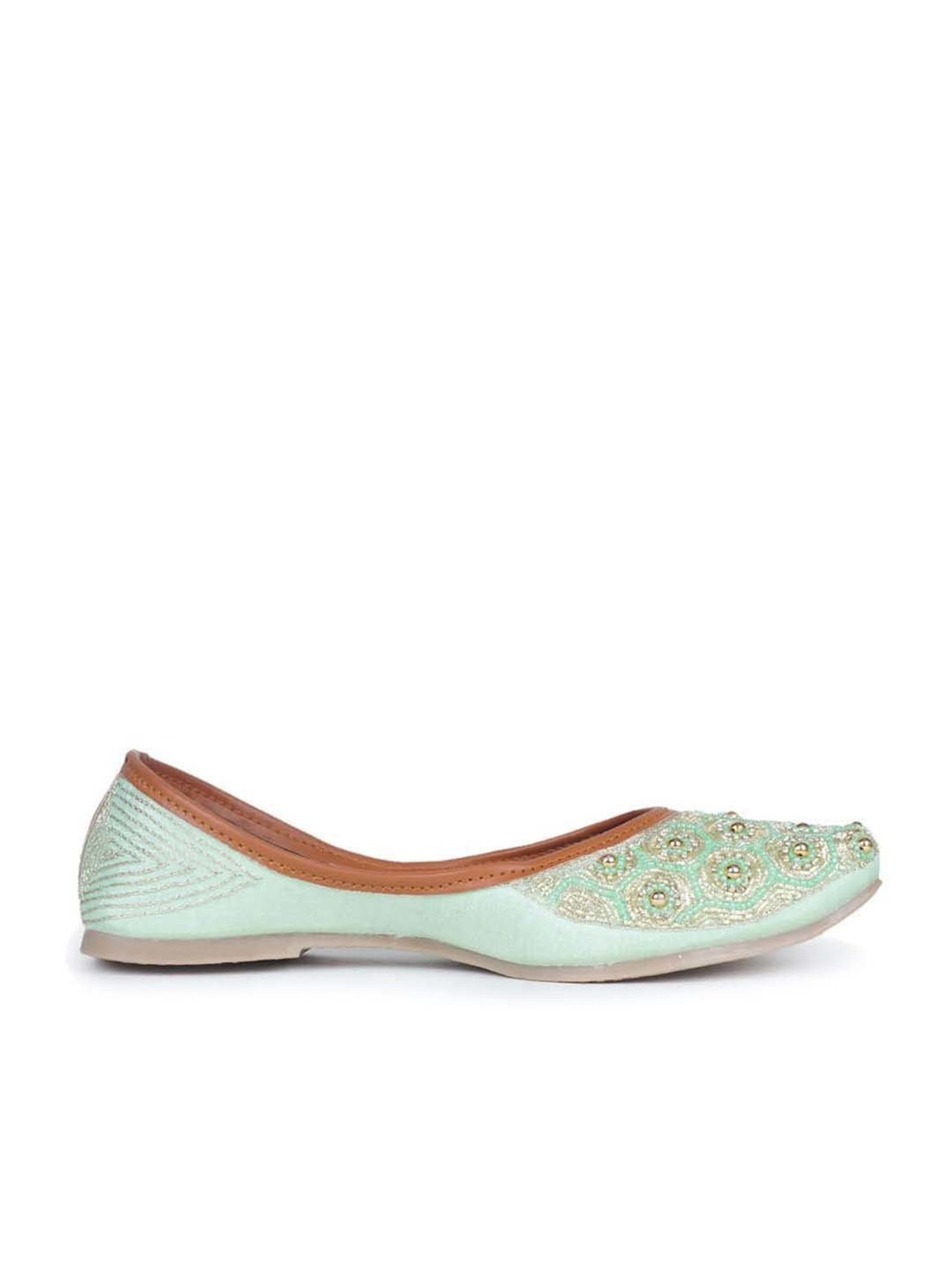 The Desi Dulhan Women's Tea Green Ethnic Juttis