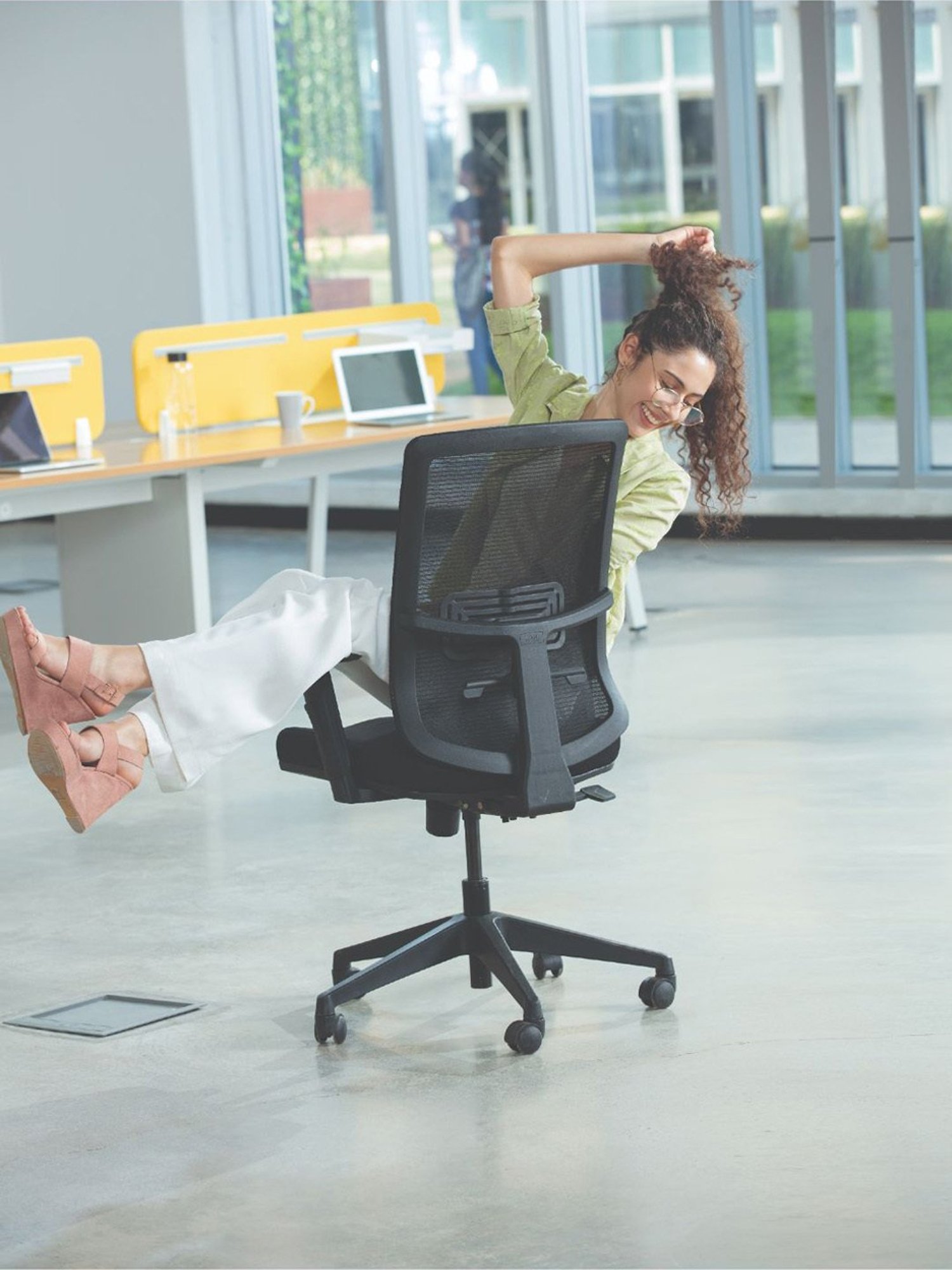 HNI India Certo Black Mesh Office & Study Desk Chair