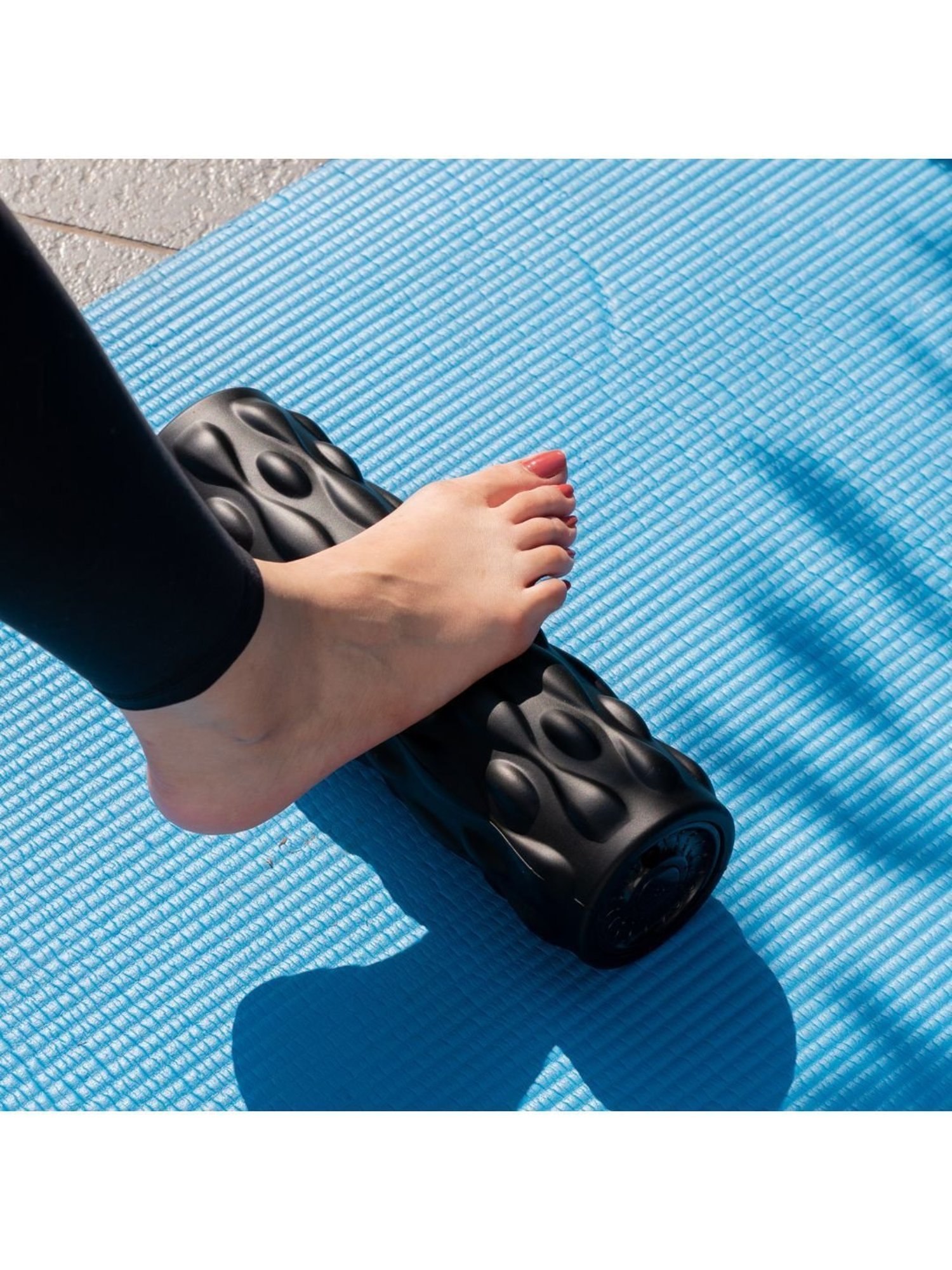 Waldon YC-618F Cordless Electric Vibrating Foam Yoga Roller with Dot Pattern (Black)