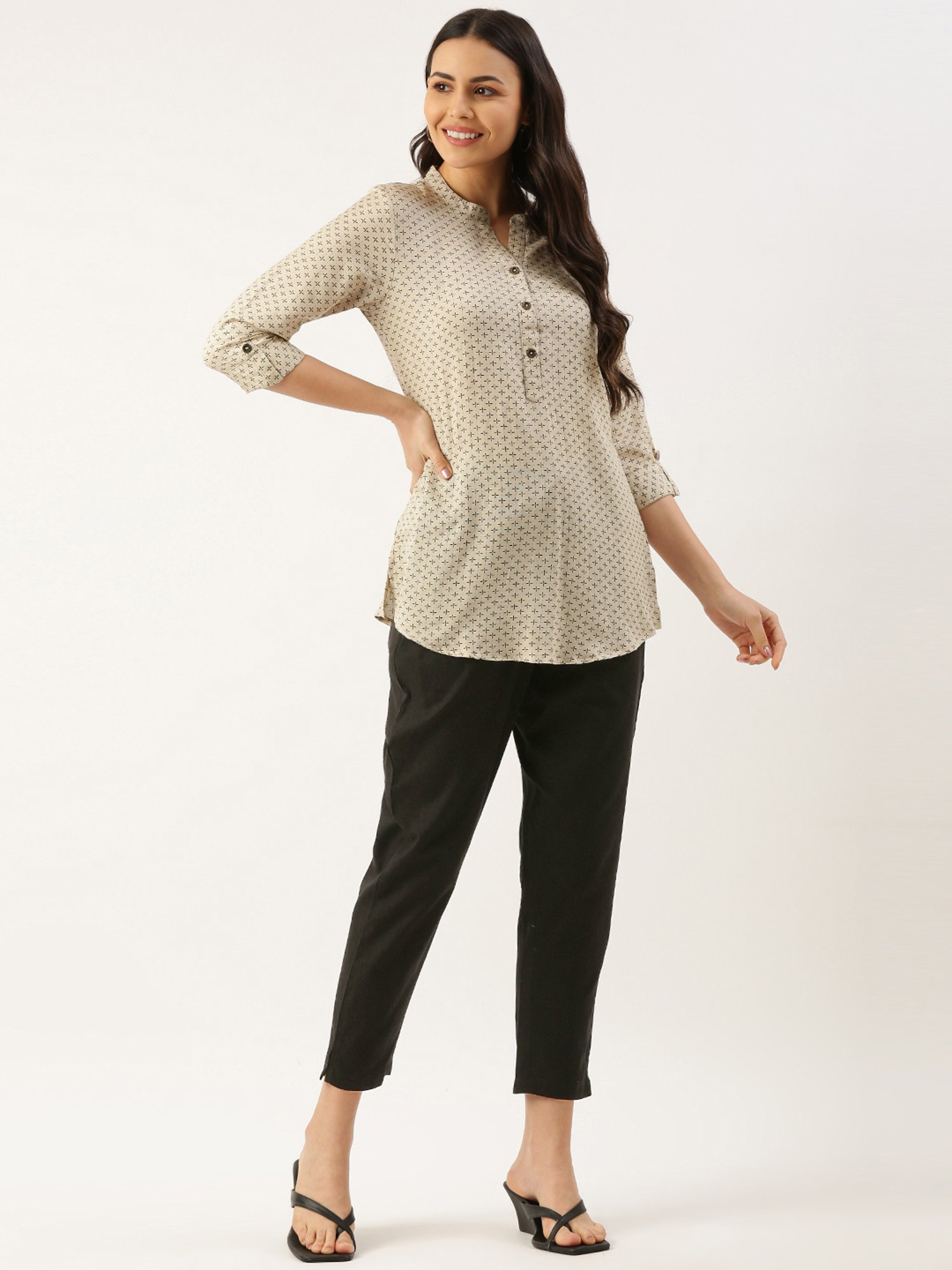 Amukti Black Rayon Pants